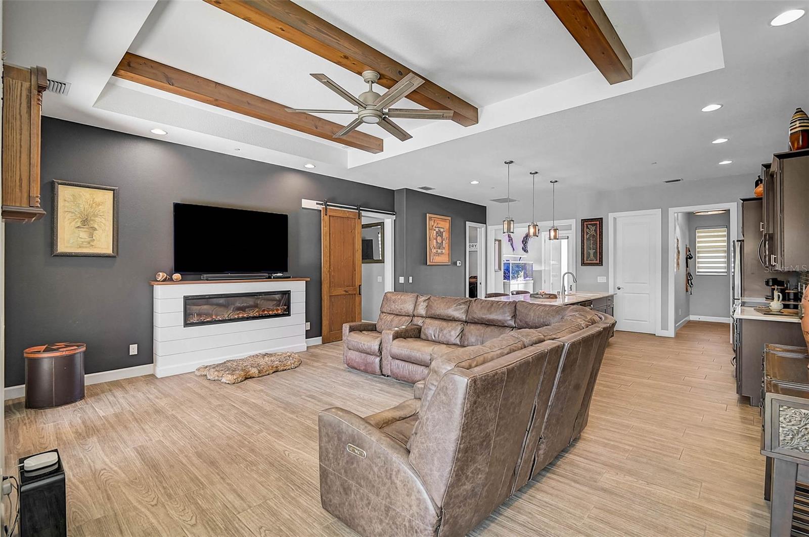 Image 12 of 59 For 2647 Carmela Avenue