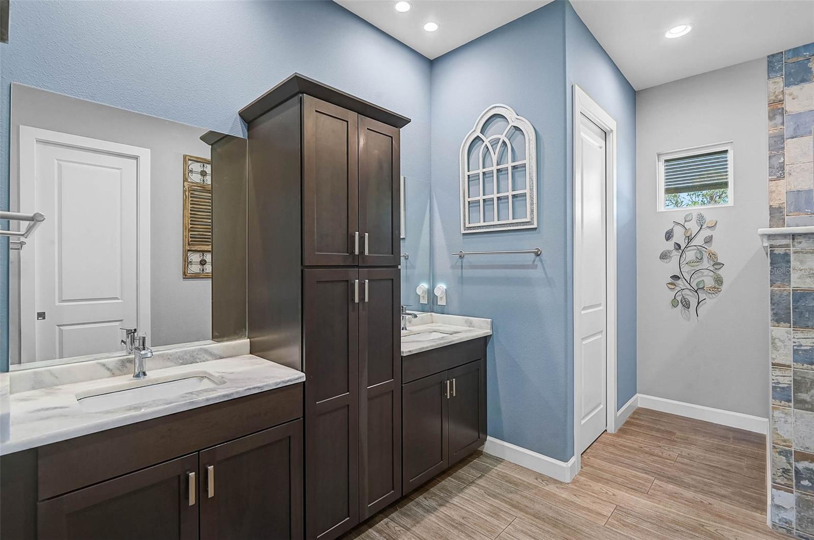 Image 26 of 59 For 2647 Carmela Avenue