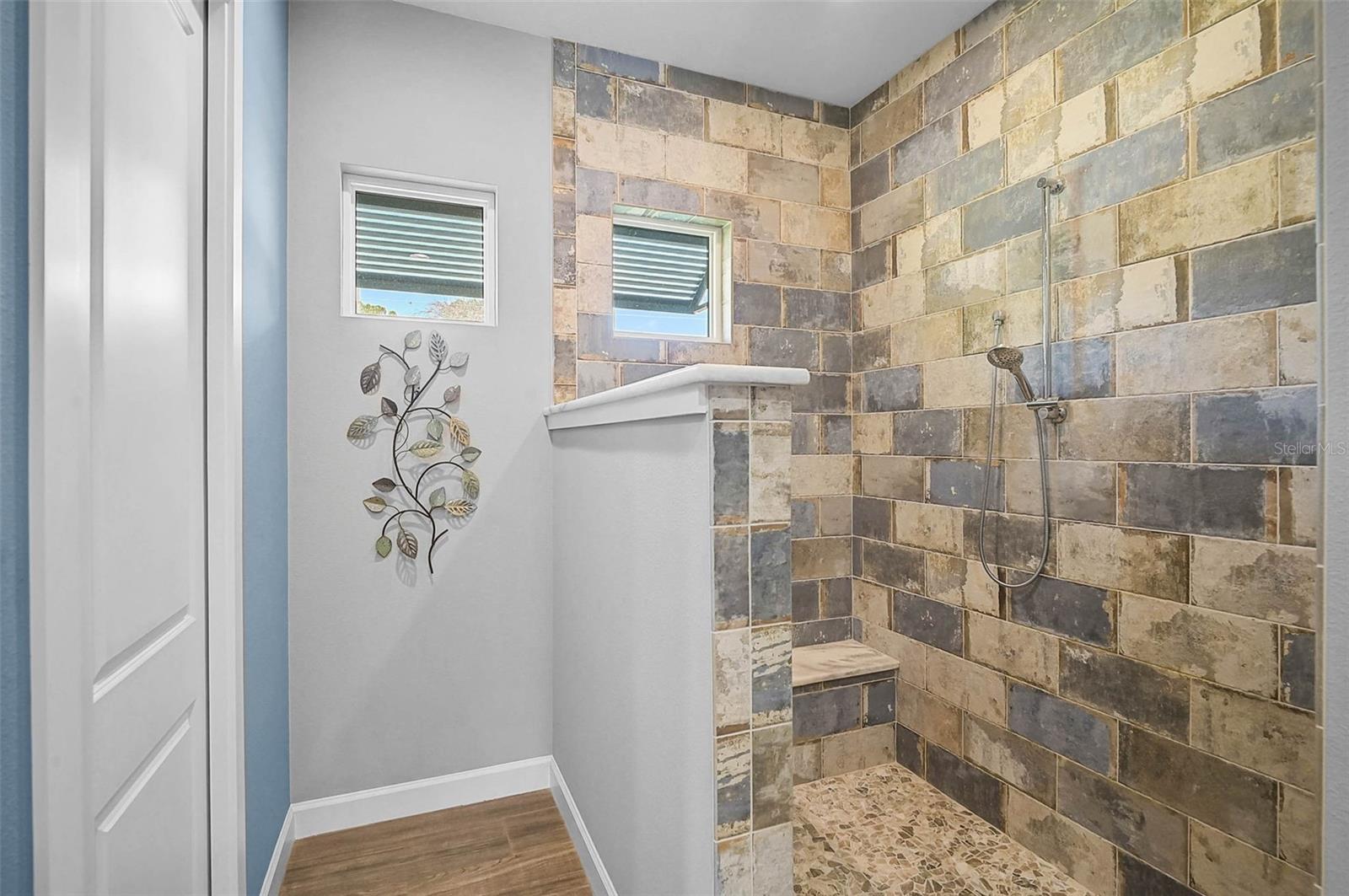 Image 27 of 59 For 2647 Carmela Avenue