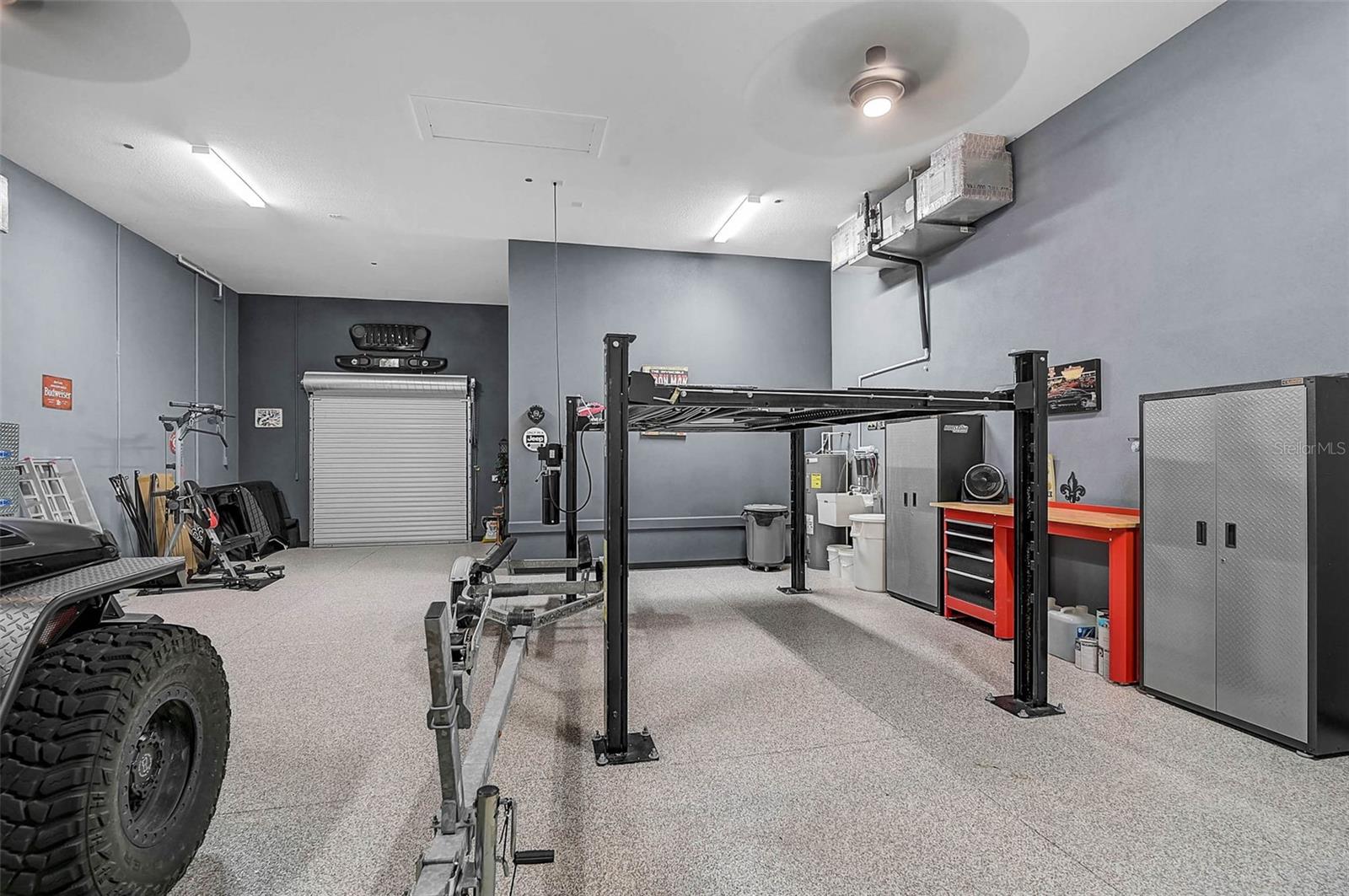 Image 31 of 59 For 2647 Carmela Avenue