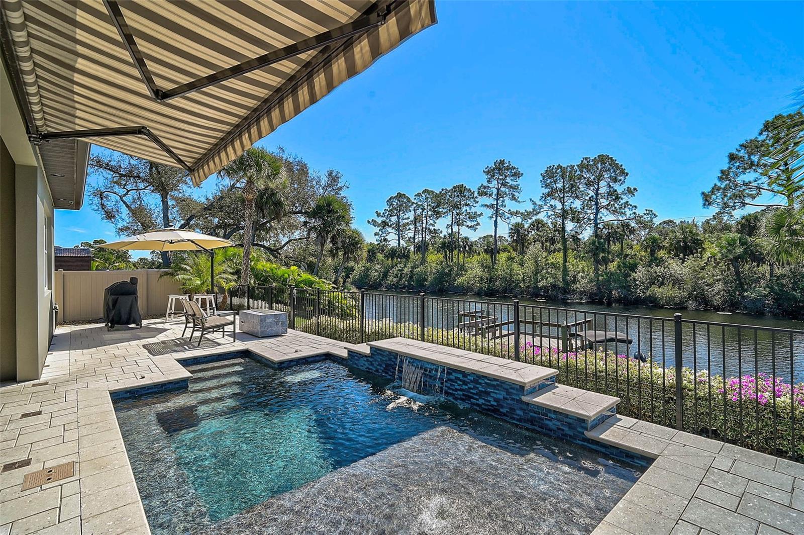 Image 35 of 59 For 2647 Carmela Avenue