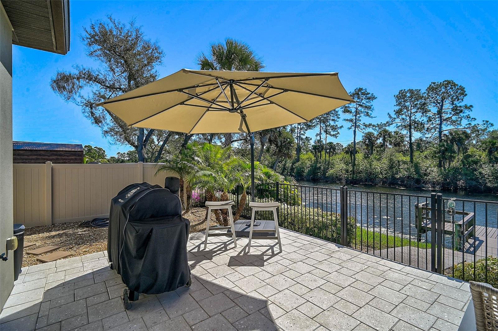 Image 39 of 59 For 2647 Carmela Avenue