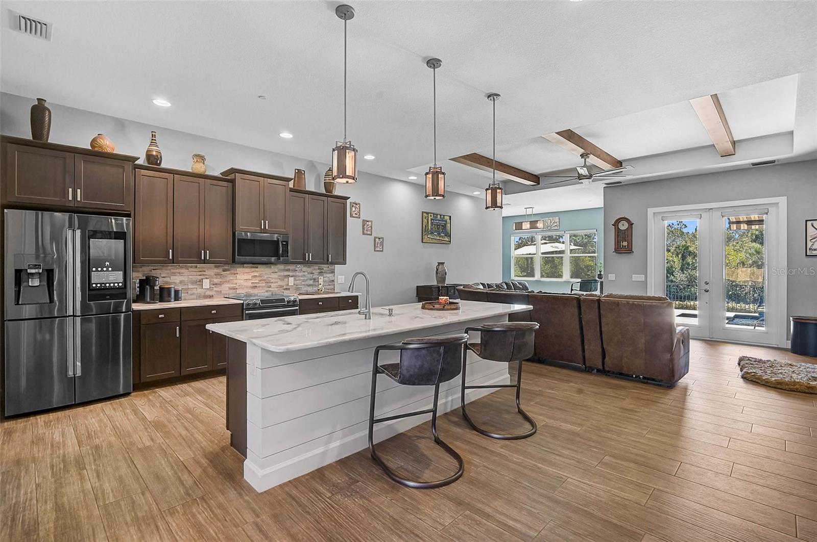 Image 6 of 59 For 2647 Carmela Avenue