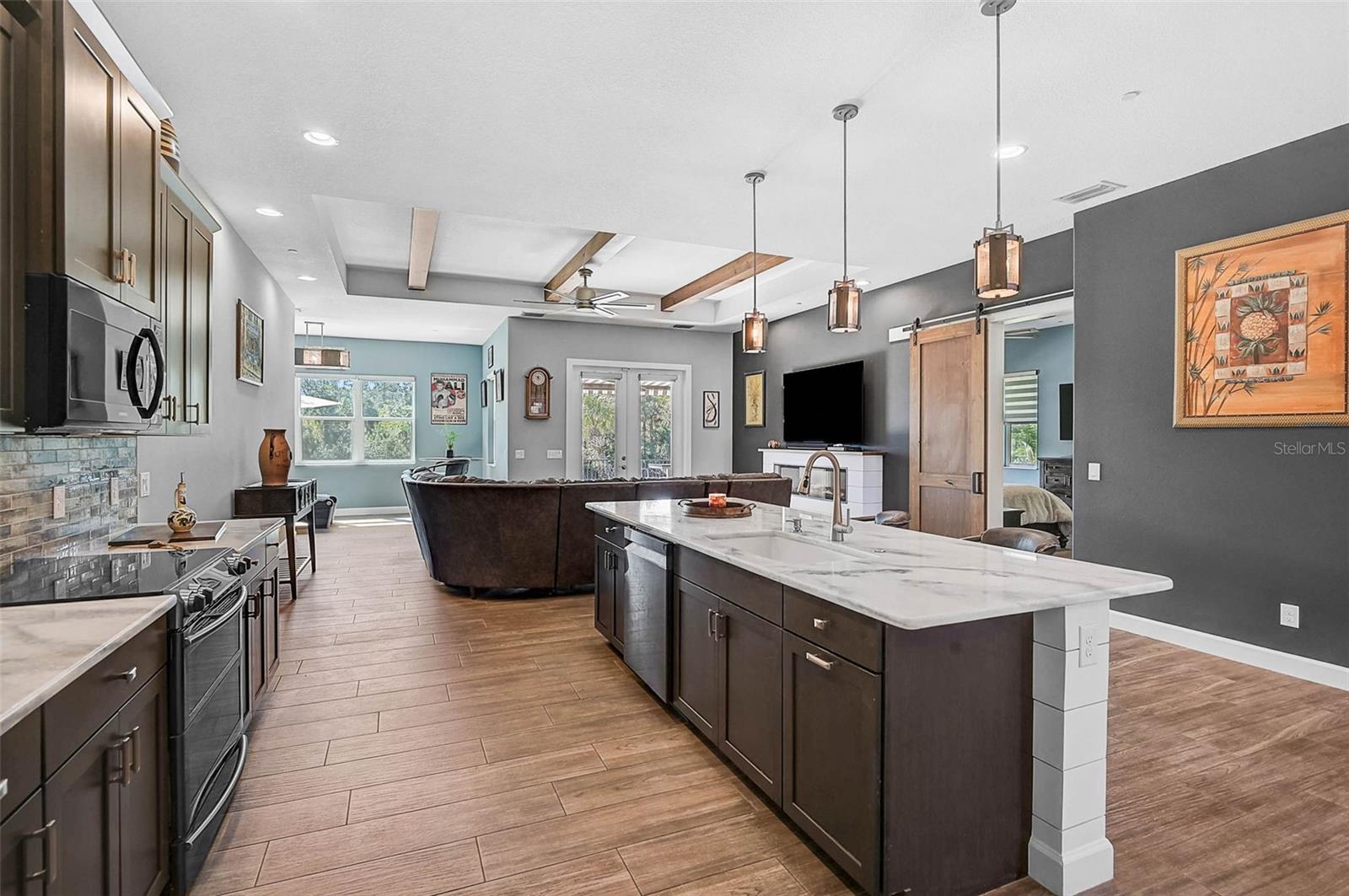 Image 7 of 59 For 2647 Carmela Avenue