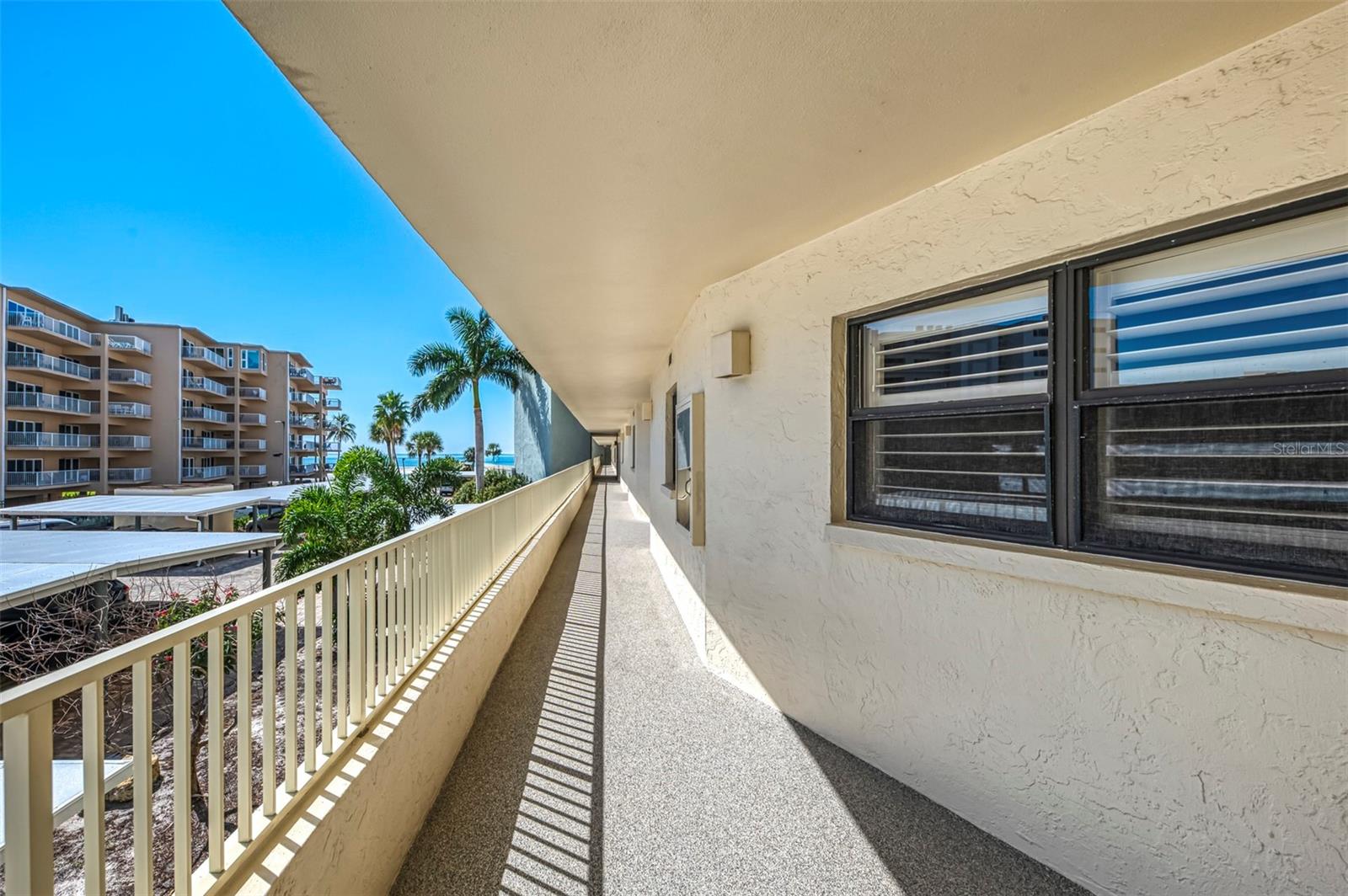 Image 49 of 74 For 5790 Midnight Pass Road 209