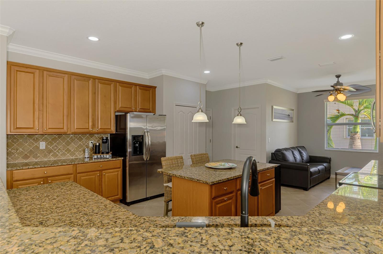 Image 16 of 98 For 1979 Mesic Hammock Way