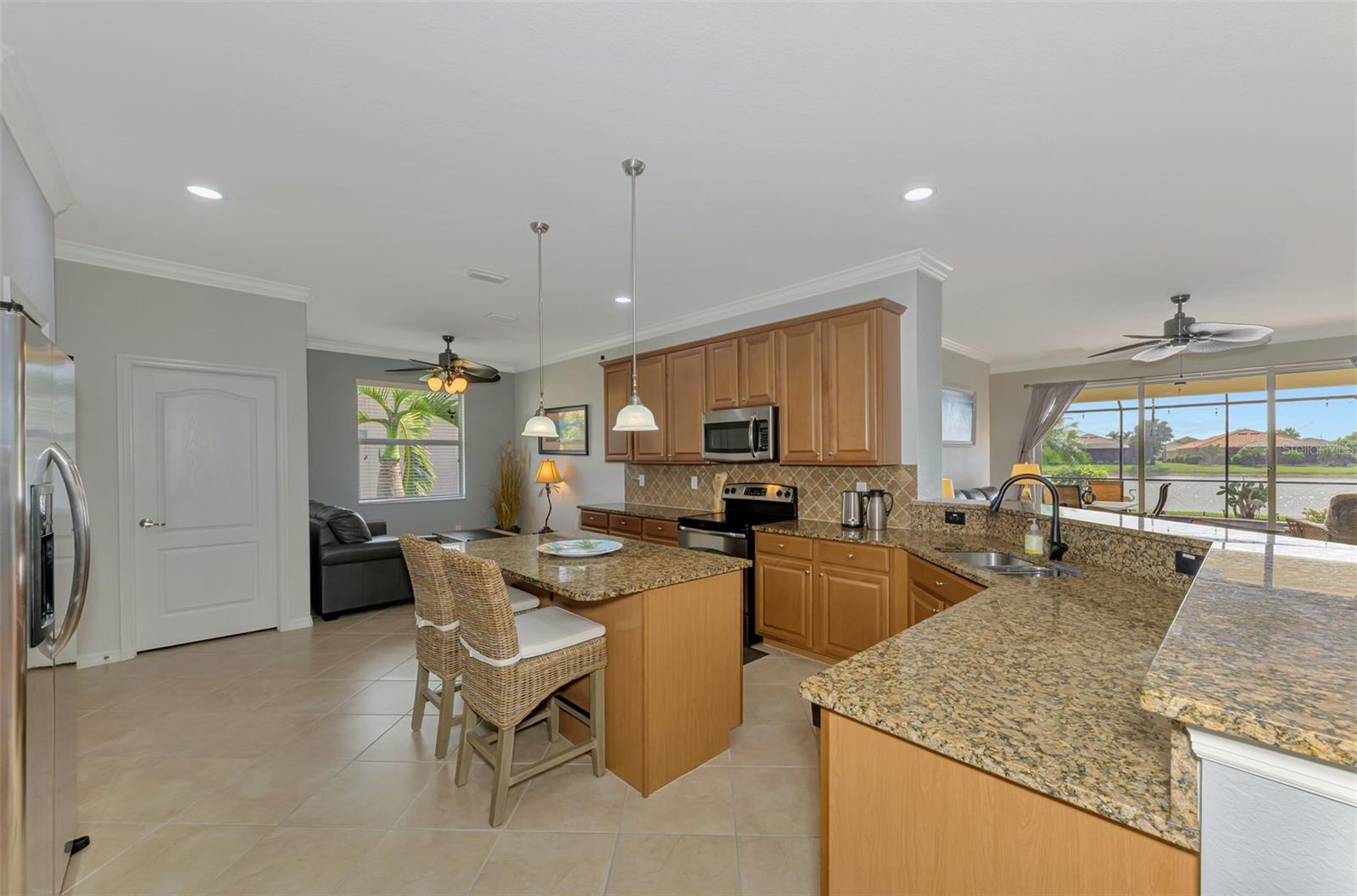 Image 17 of 98 For 1979 Mesic Hammock Way