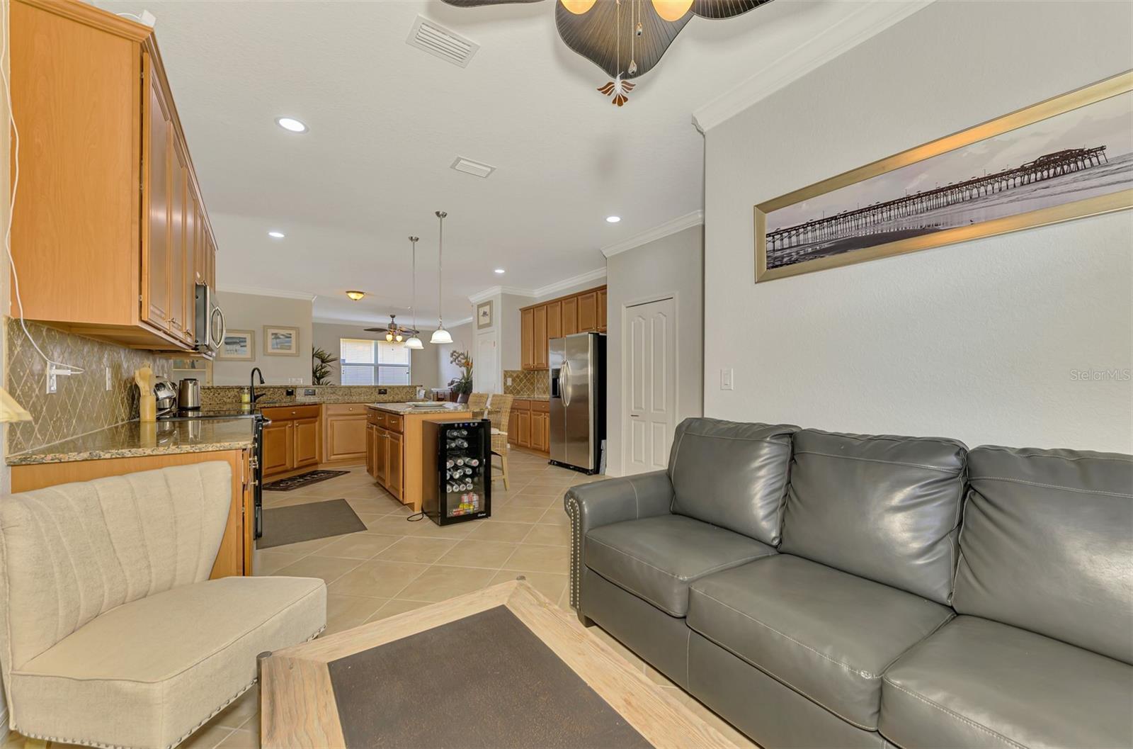 Image 21 of 98 For 1979 Mesic Hammock Way