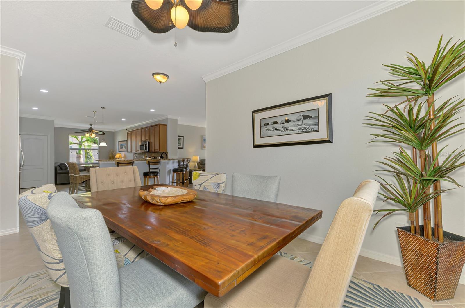 Image 31 of 98 For 1979 Mesic Hammock Way