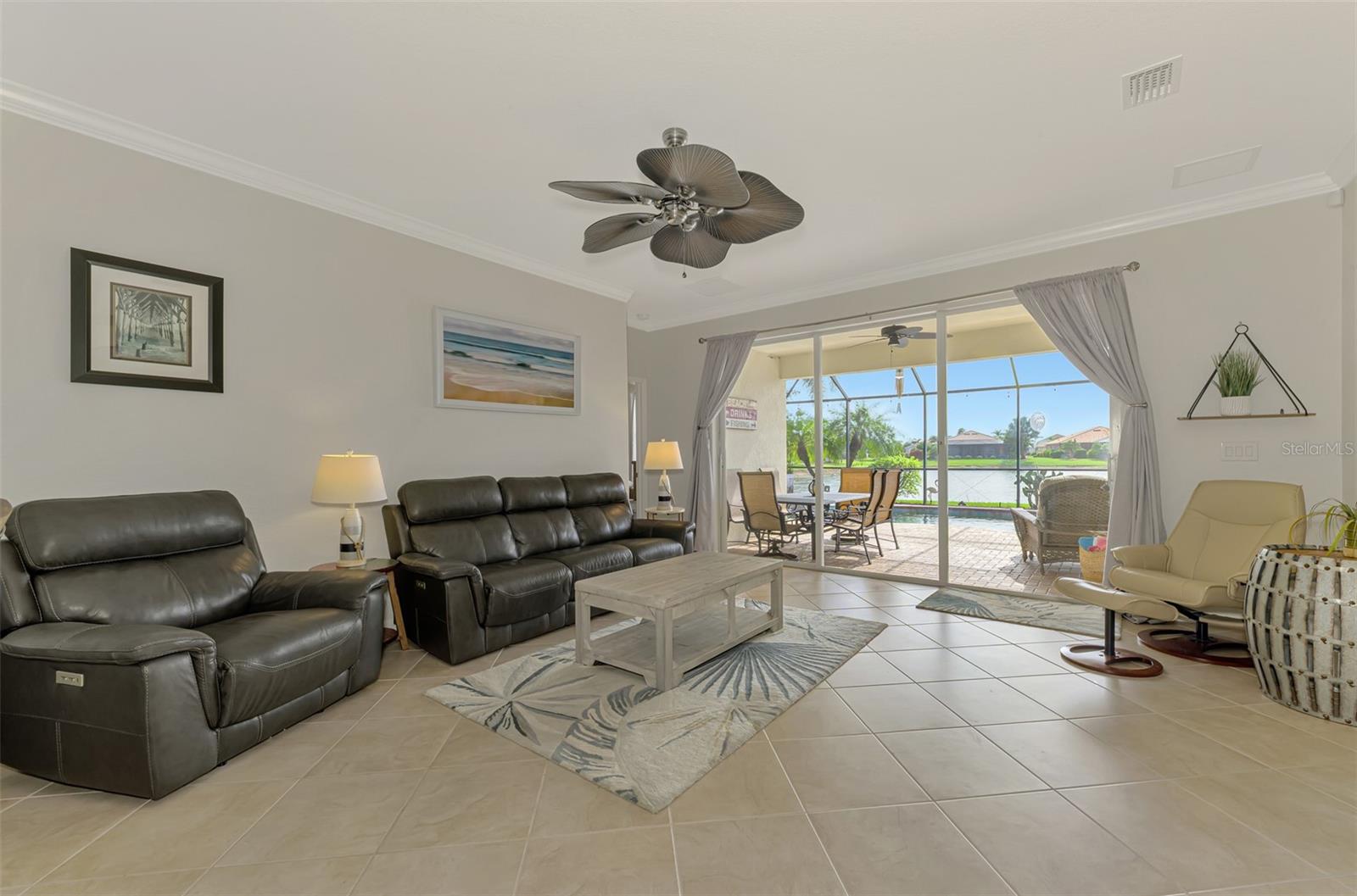 Image 33 of 98 For 1979 Mesic Hammock Way