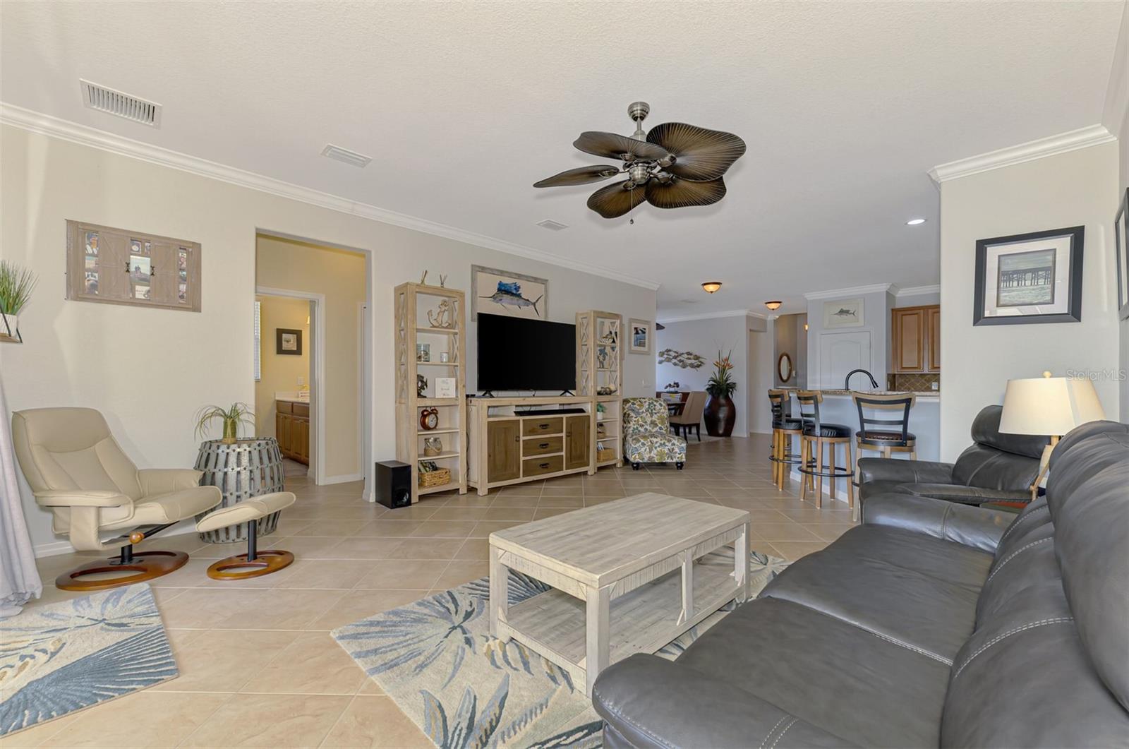 Image 35 of 98 For 1979 Mesic Hammock Way