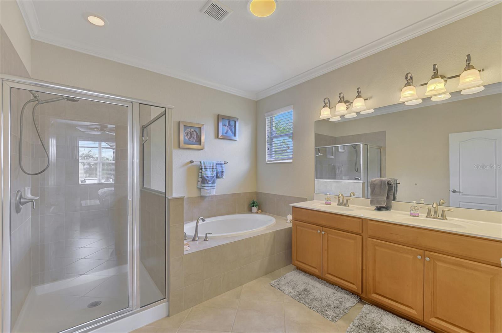 Image 40 of 98 For 1979 Mesic Hammock Way