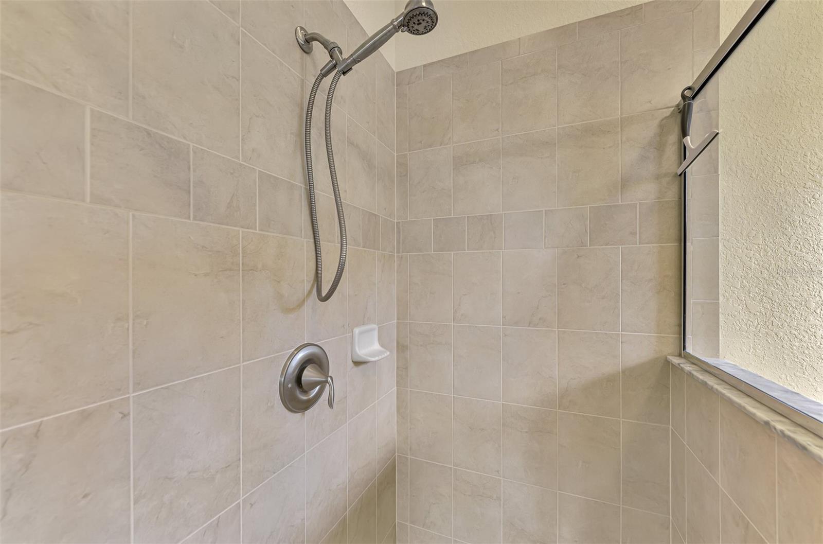 Image 42 of 98 For 1979 Mesic Hammock Way