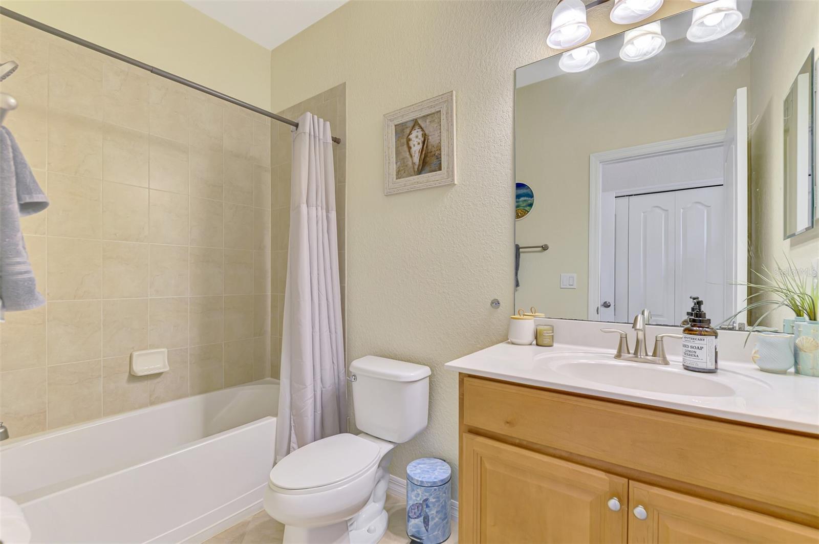 Image 52 of 98 For 1979 Mesic Hammock Way