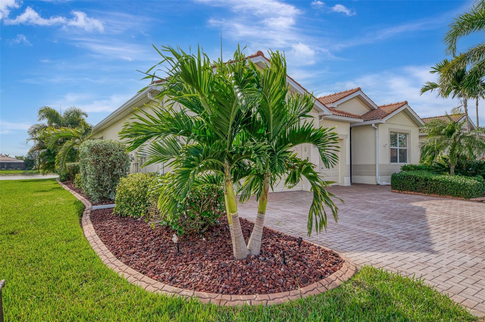 Image 6 of 98 For 1979 Mesic Hammock Way