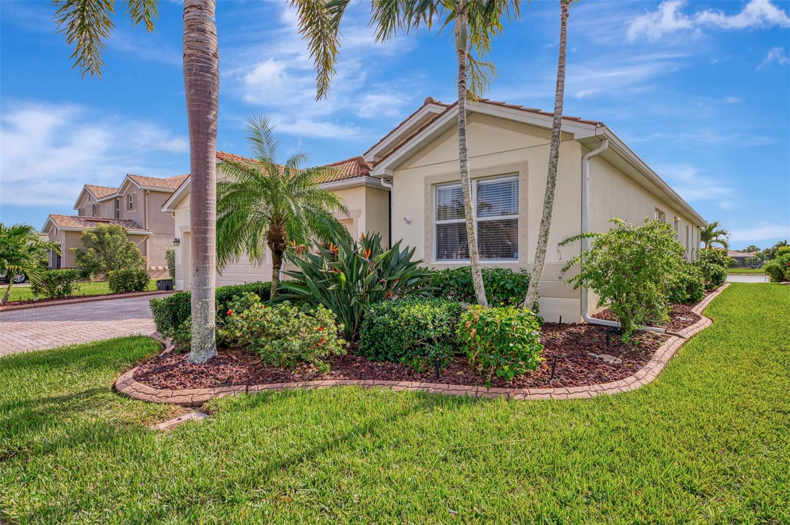 Image 7 of 98 For 1979 Mesic Hammock Way