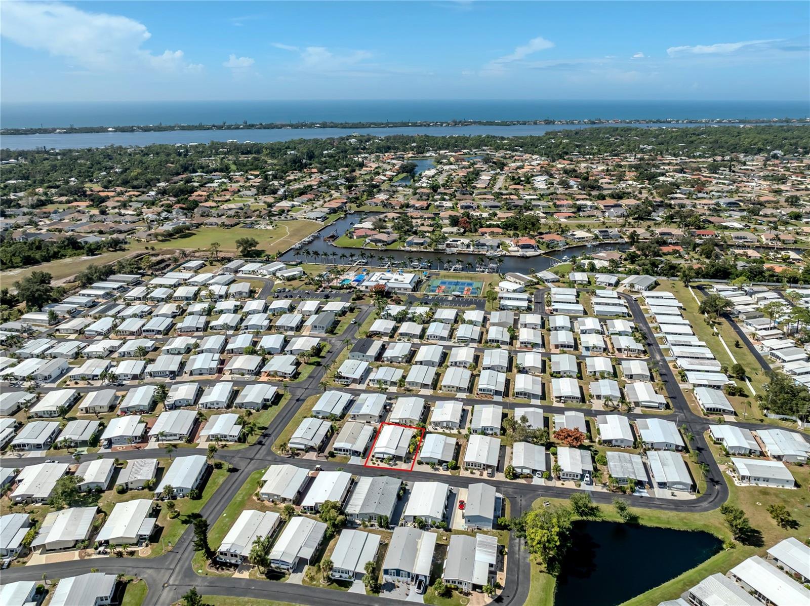 Image 35 of 68 For 5 Esplanade Street