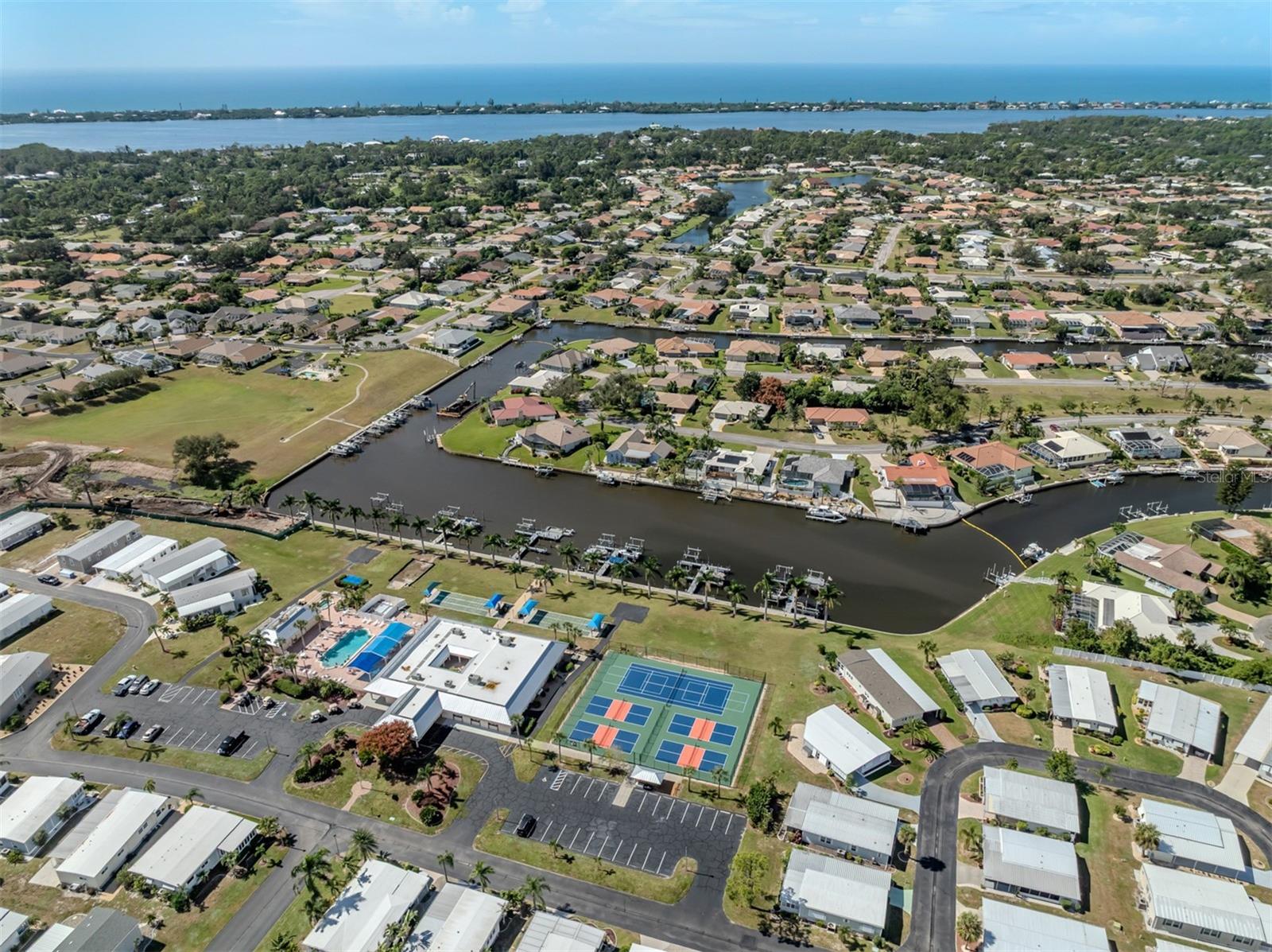 Image 50 of 68 For 5 Esplanade Street