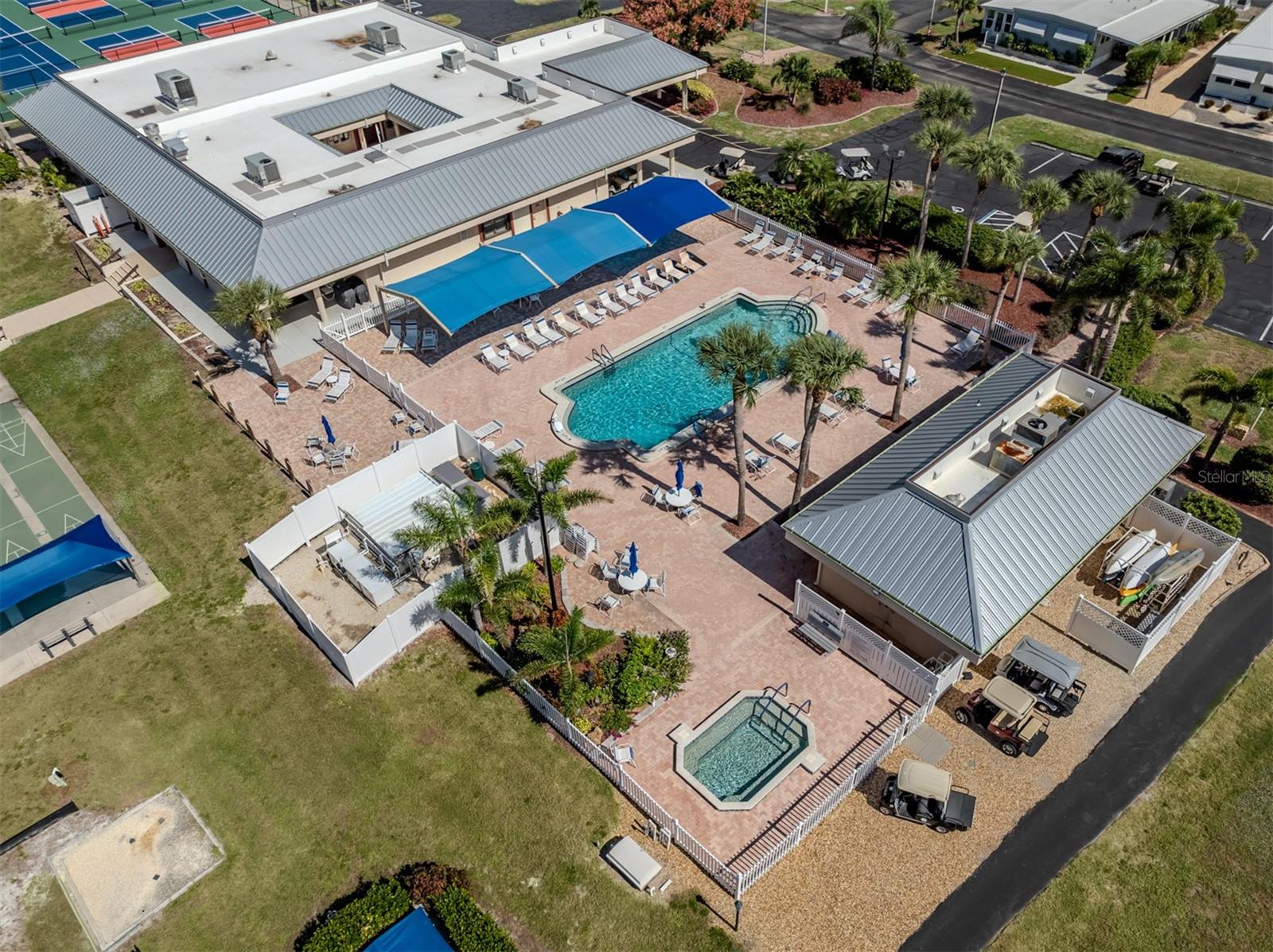 Image 52 of 68 For 5 Esplanade Street