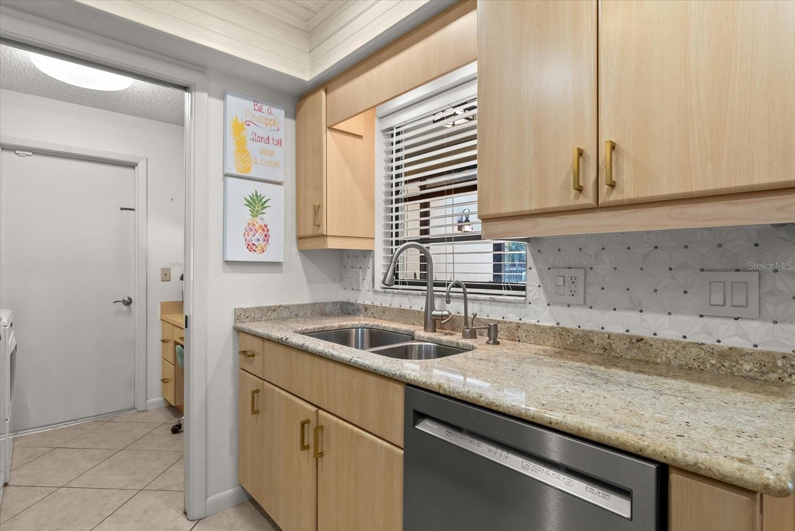 Image 14 of 55 For 367 Englewood Isles Parkway 4