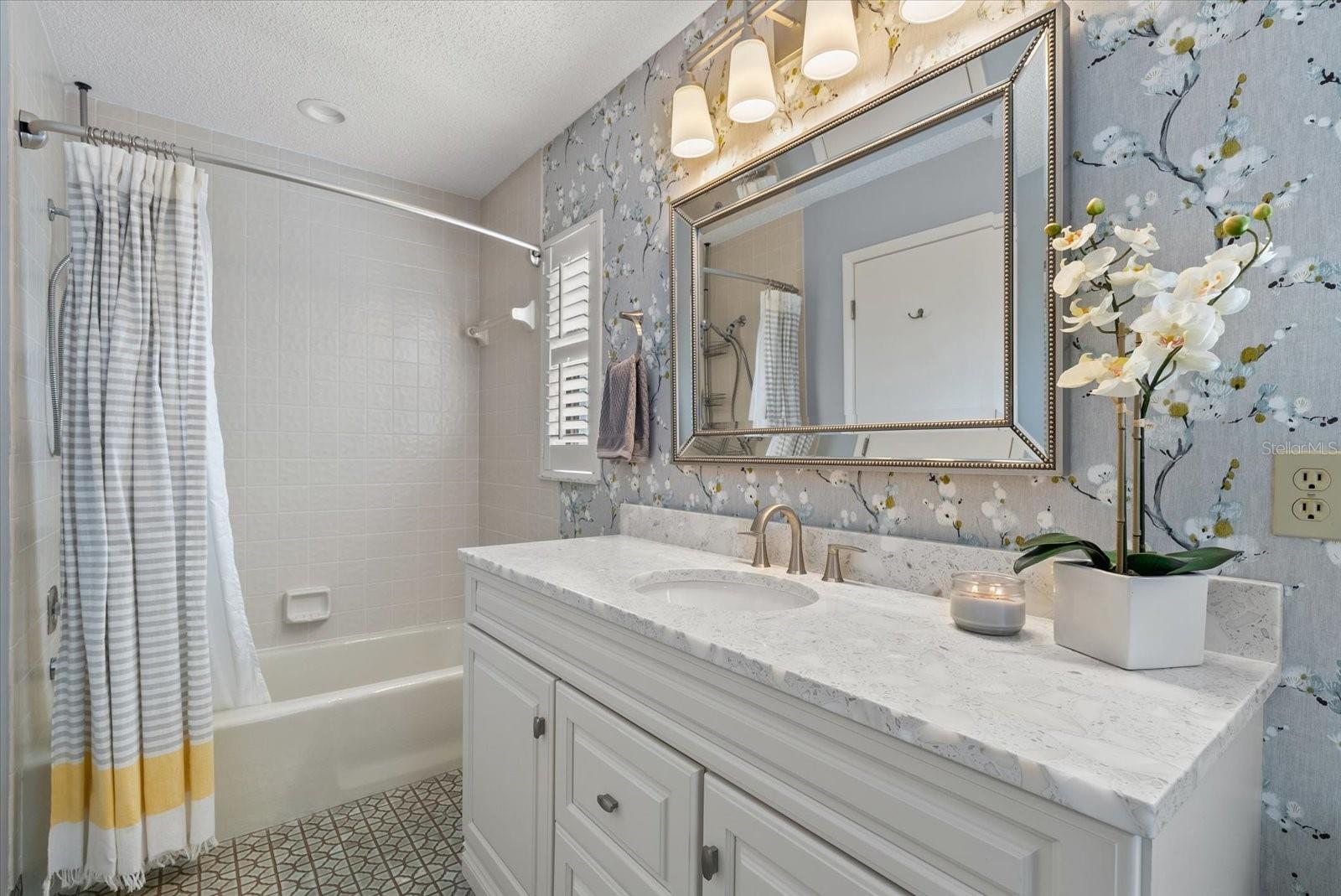 Image 22 of 55 For 367 Englewood Isles Parkway 4