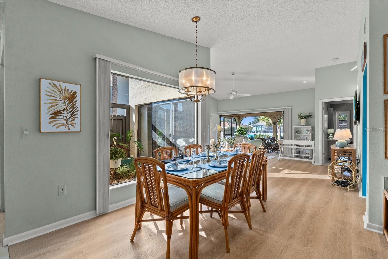 Image 23 of 55 For 367 Englewood Isles Parkway 4