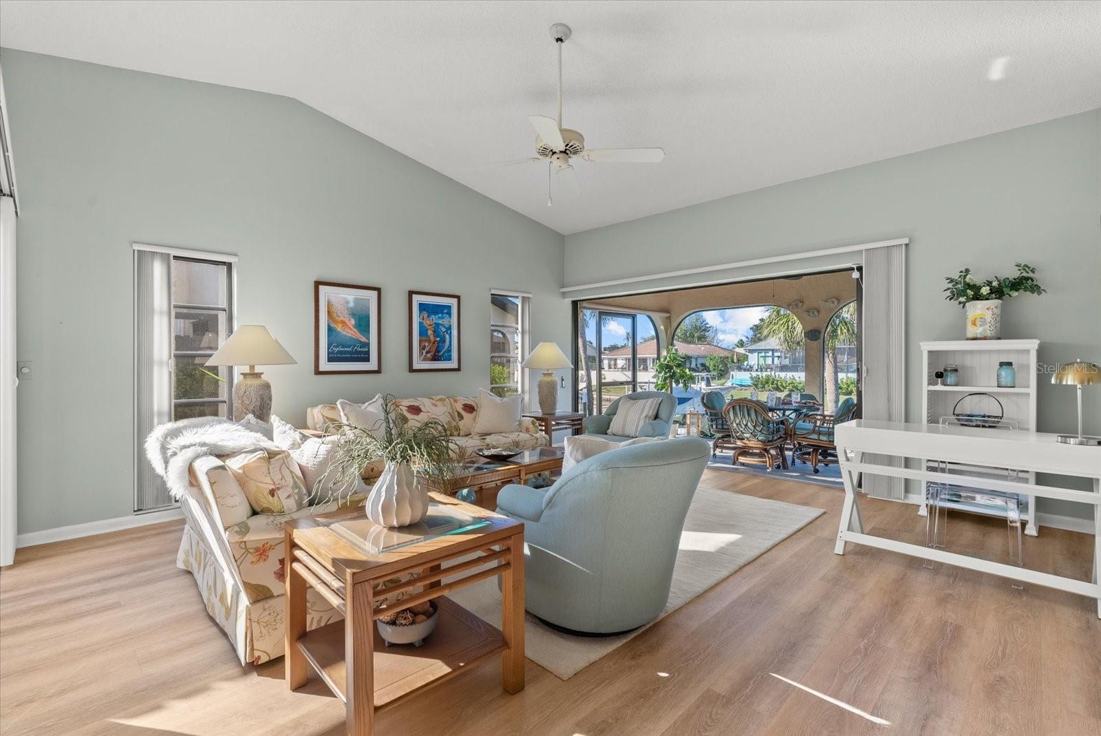 Image 28 of 55 For 367 Englewood Isles Parkway 4