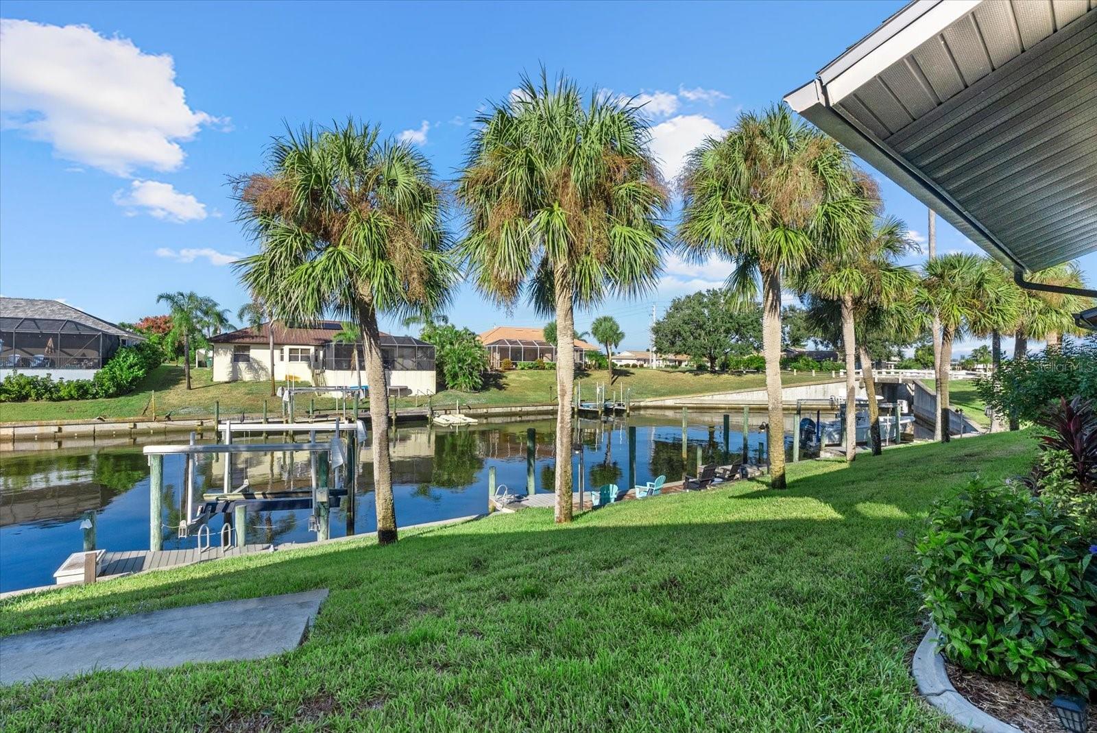 Image 41 of 55 For 367 Englewood Isles Parkway 4