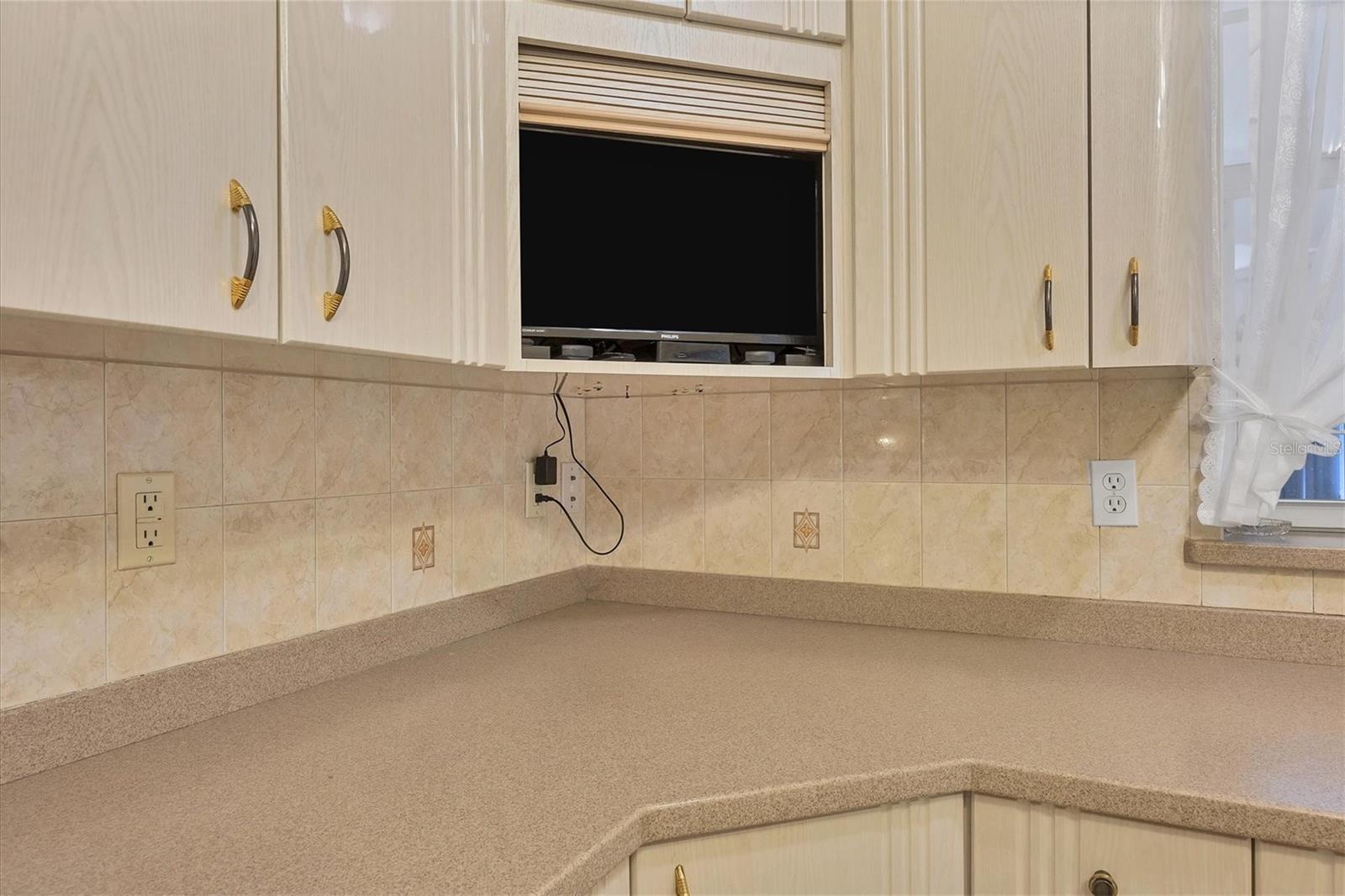 Image 18 of 72 For 12209 Cotorro Avenue