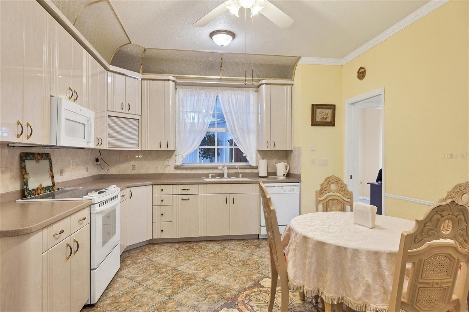 Image 19 of 72 For 12209 Cotorro Avenue