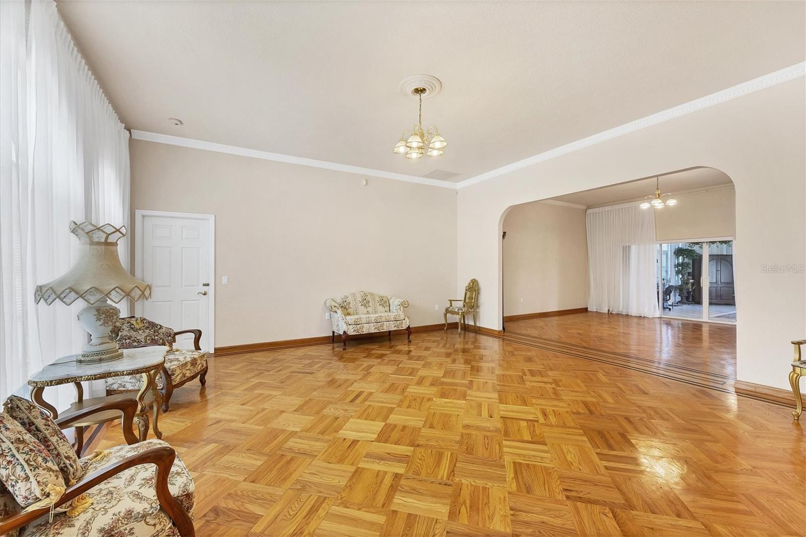 Image 8 of 72 For 12209 Cotorro Avenue