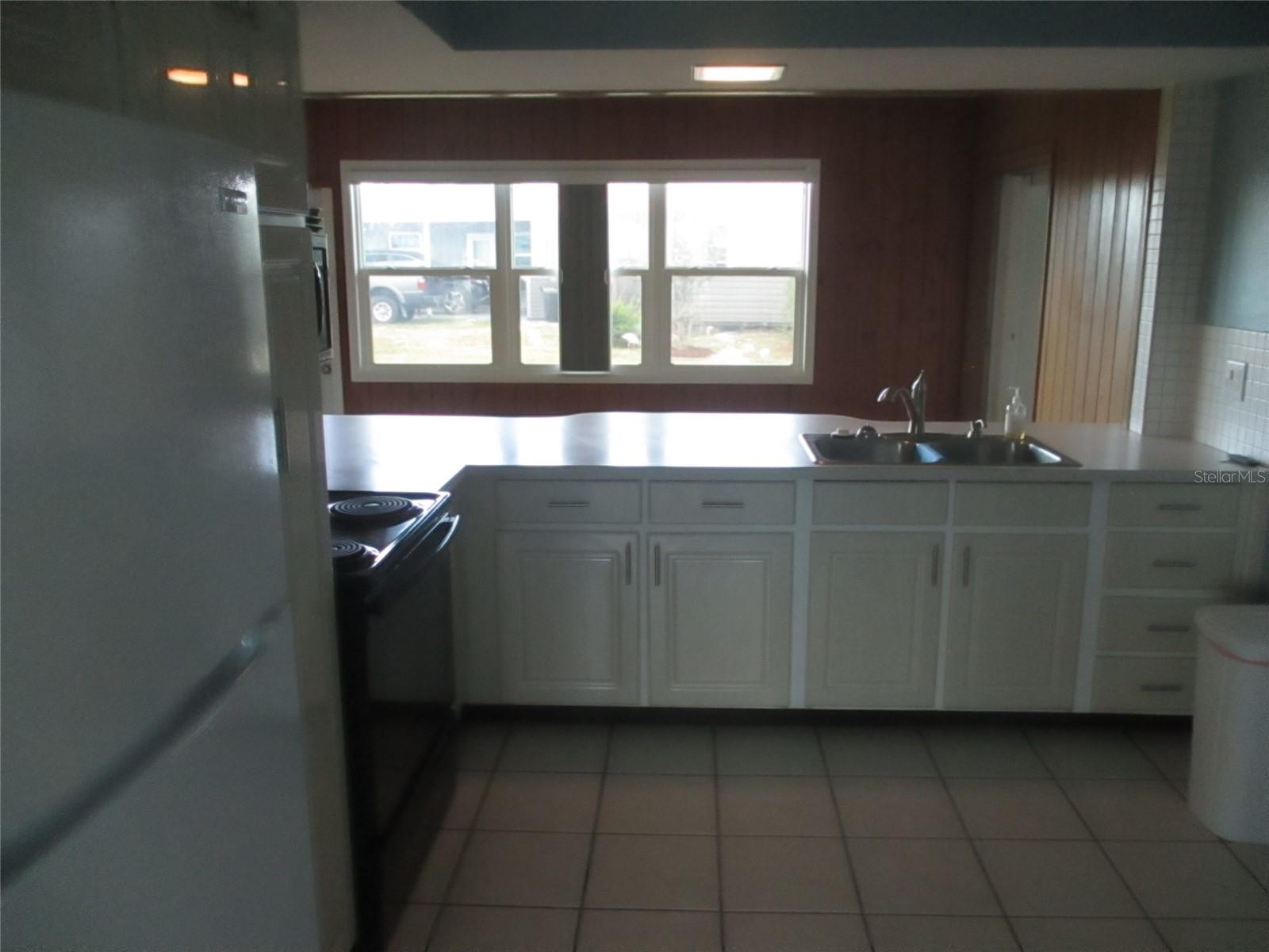 Image 13 of 14 For 328 Shamrock Boulevard