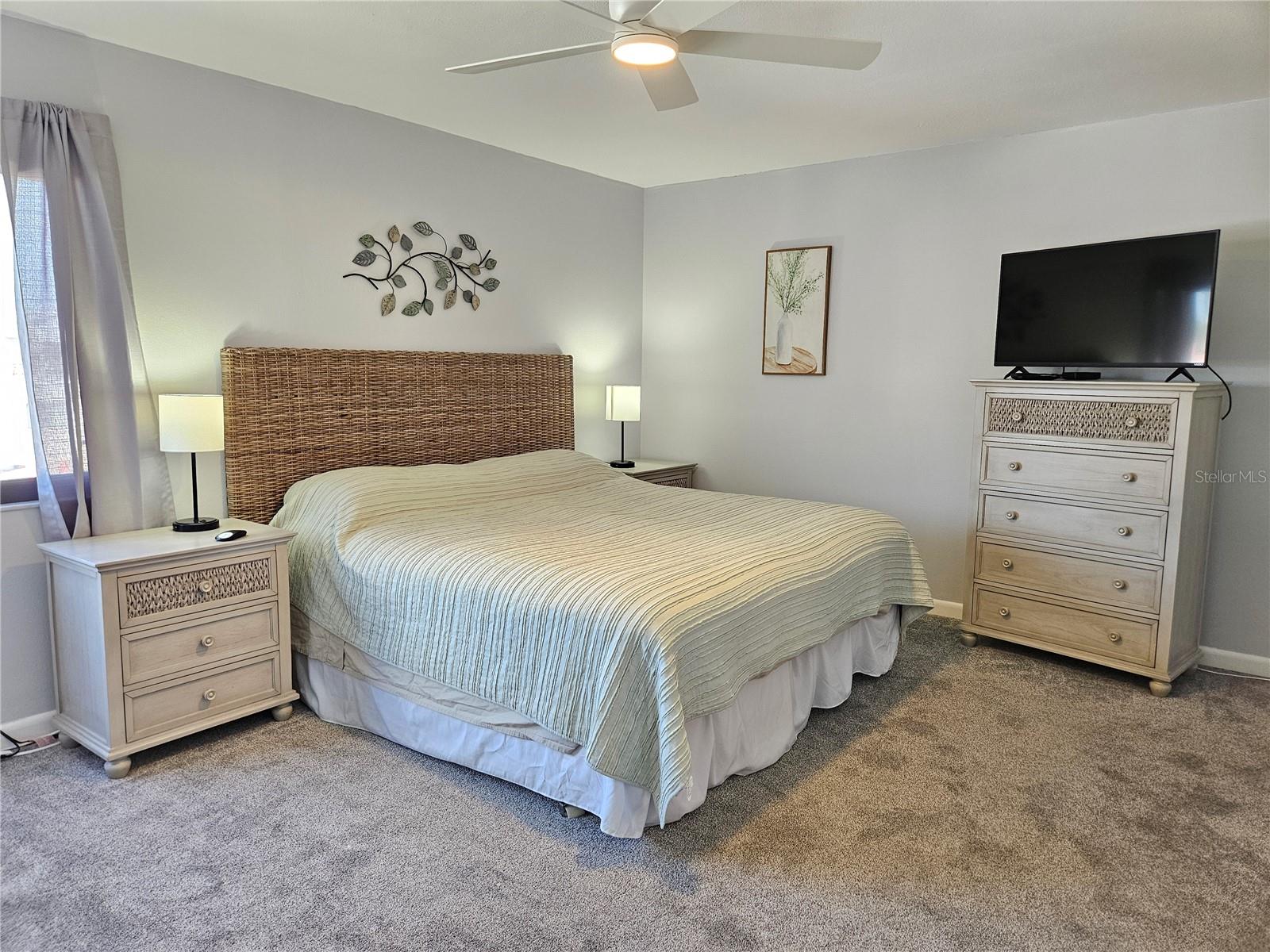 Image 31 of 45 For 1555 Tarpon Center Drive 107