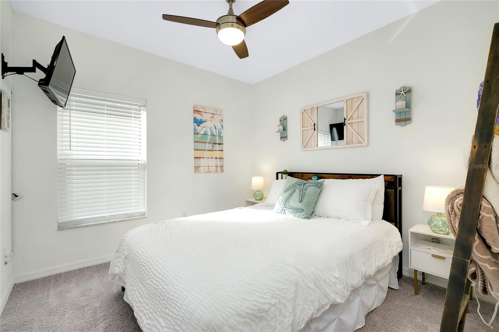 Image 18 of 27 For 1920 Sunset Preserve Way