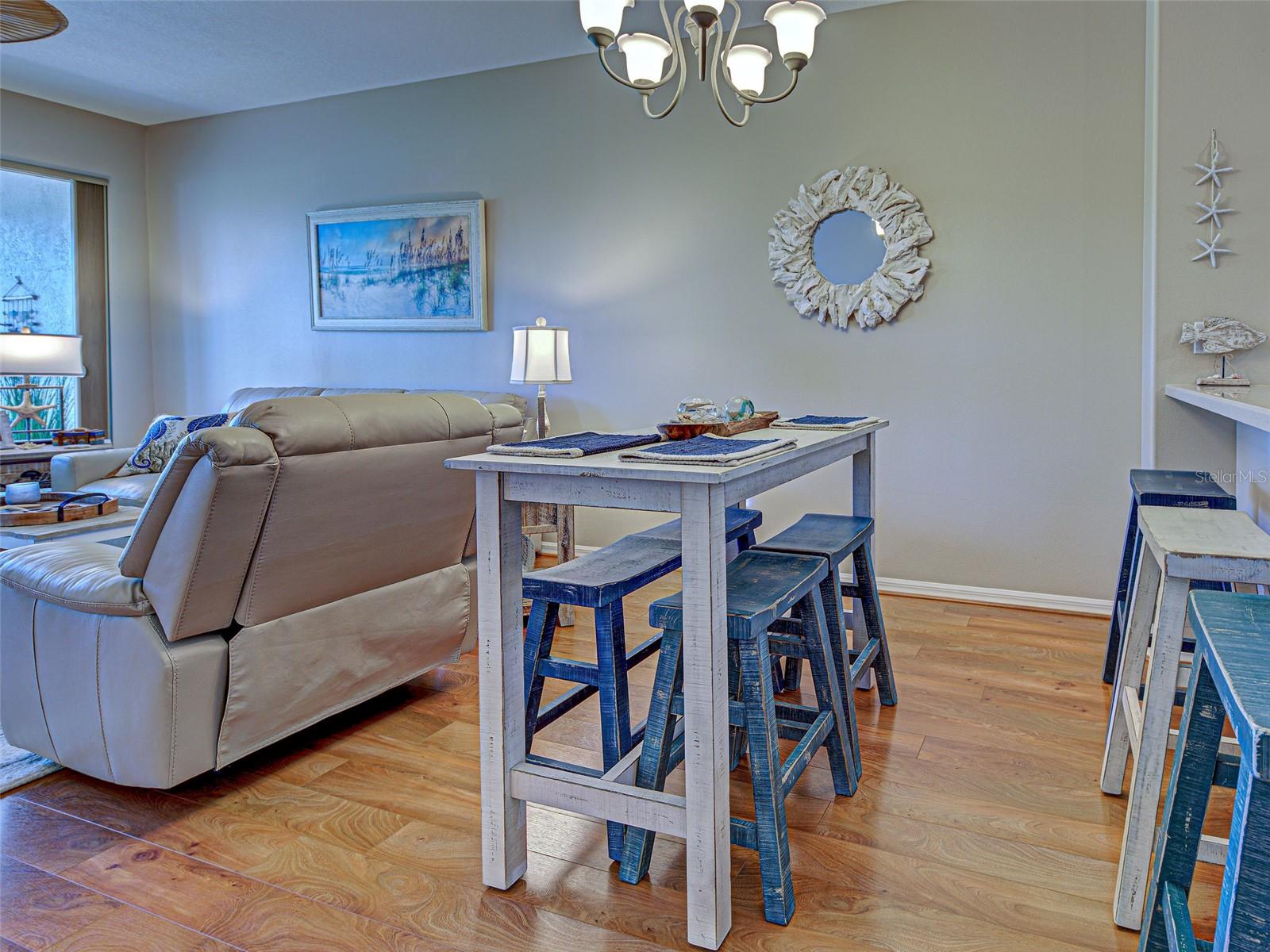 Image 7 of 70 For 1965 San Silvestro Drive