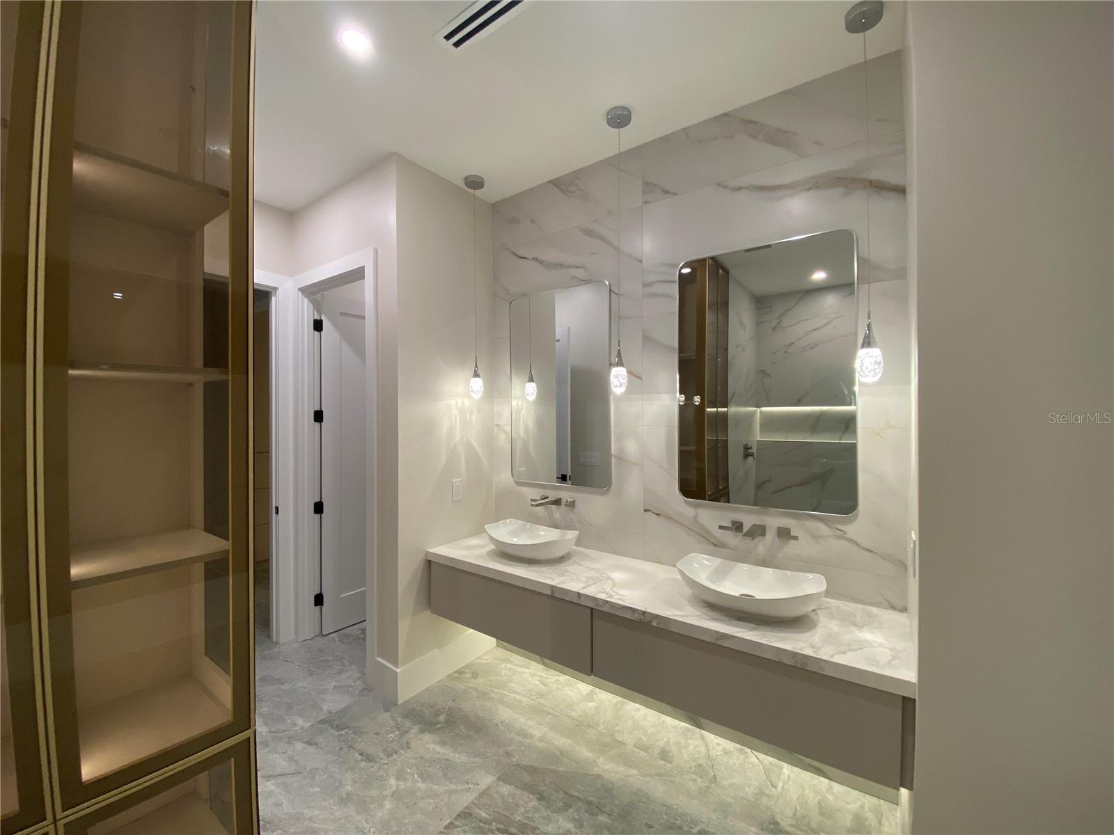 Image 13 of 21 For 2413 Clematis Street