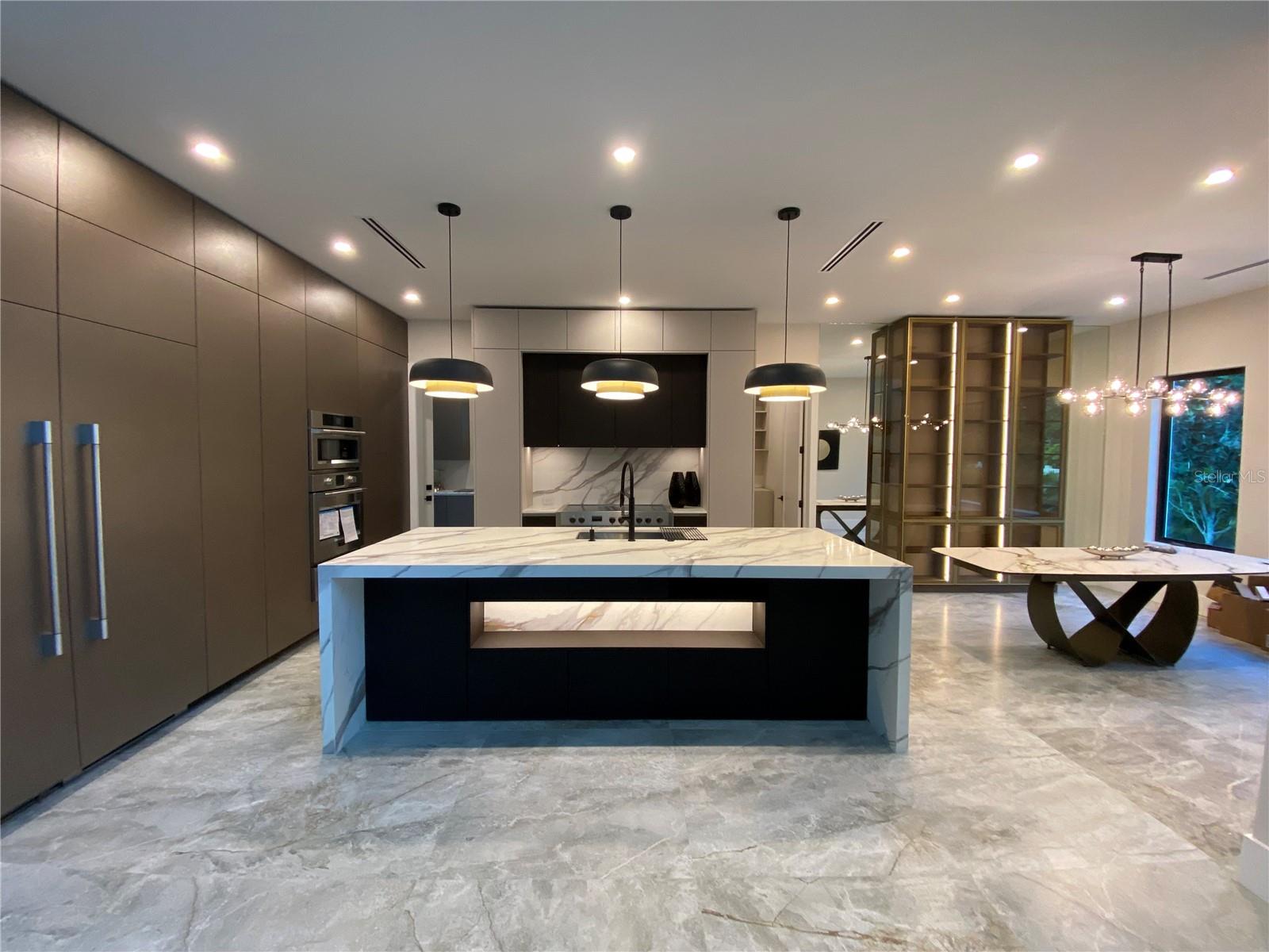 Image 5 of 21 For 2413 Clematis Street