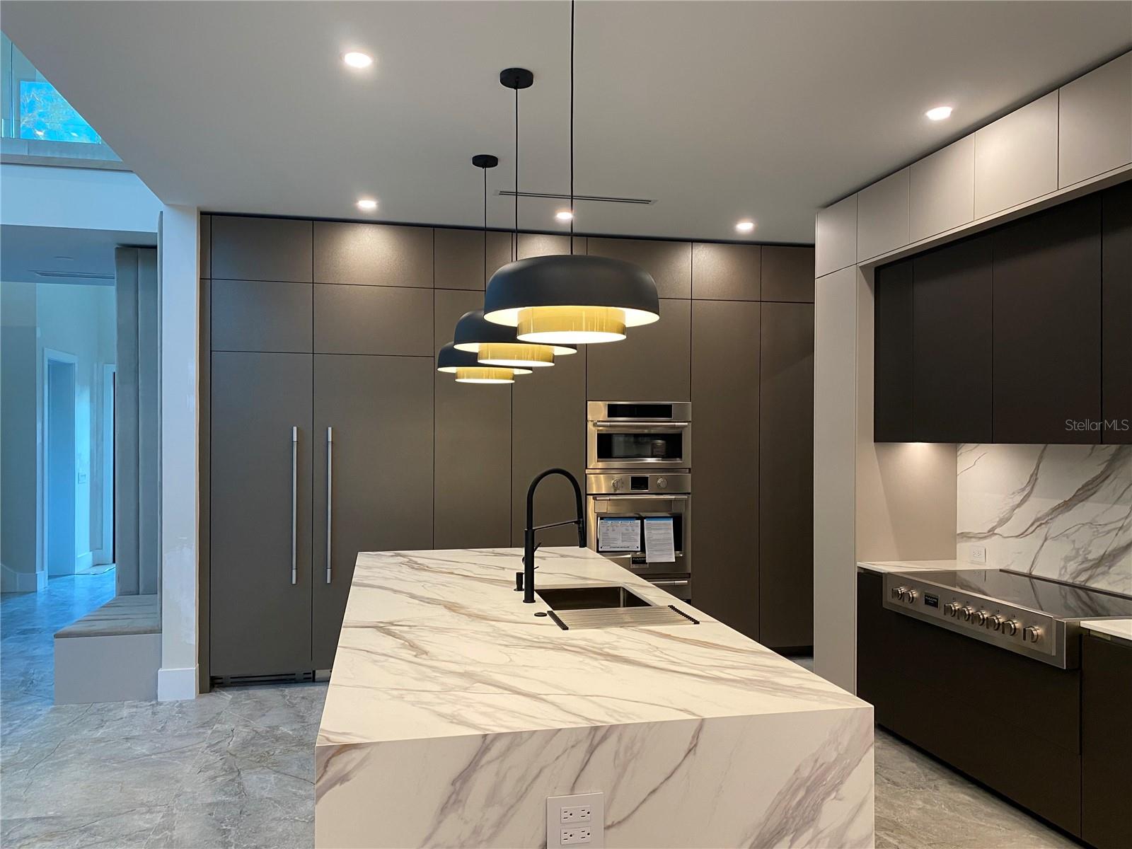 Image 8 of 21 For 2413 Clematis Street