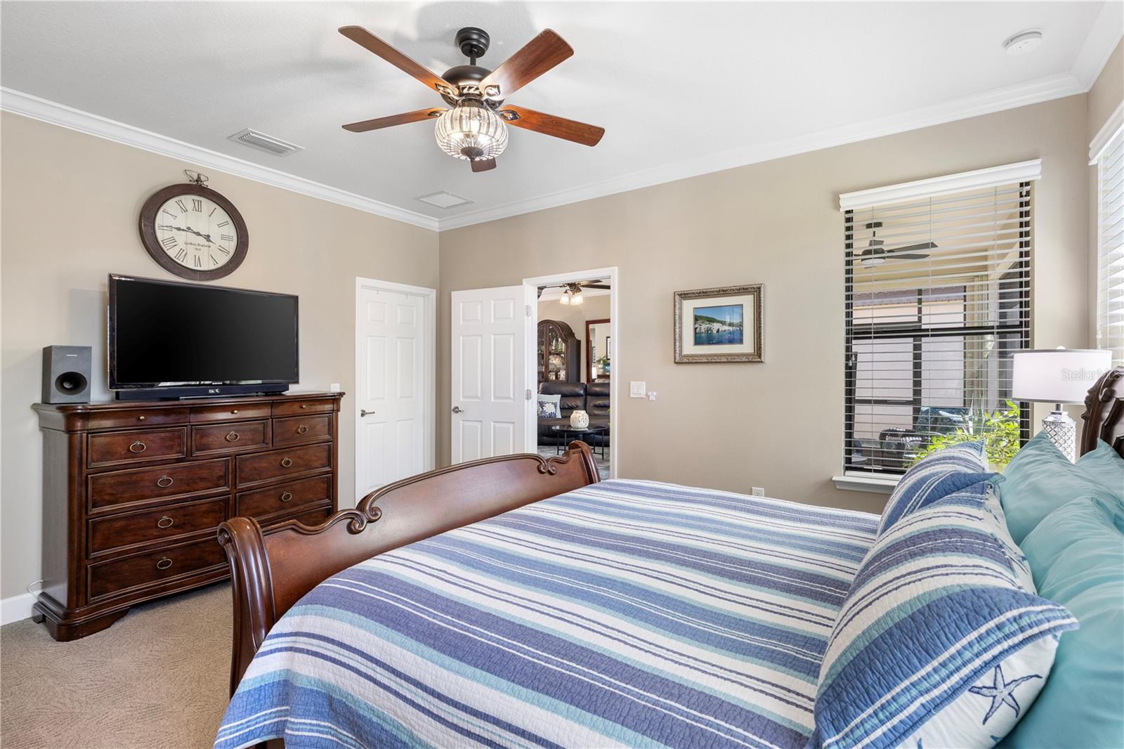 Image 18 of 46 For 20479 Pezzana Drive