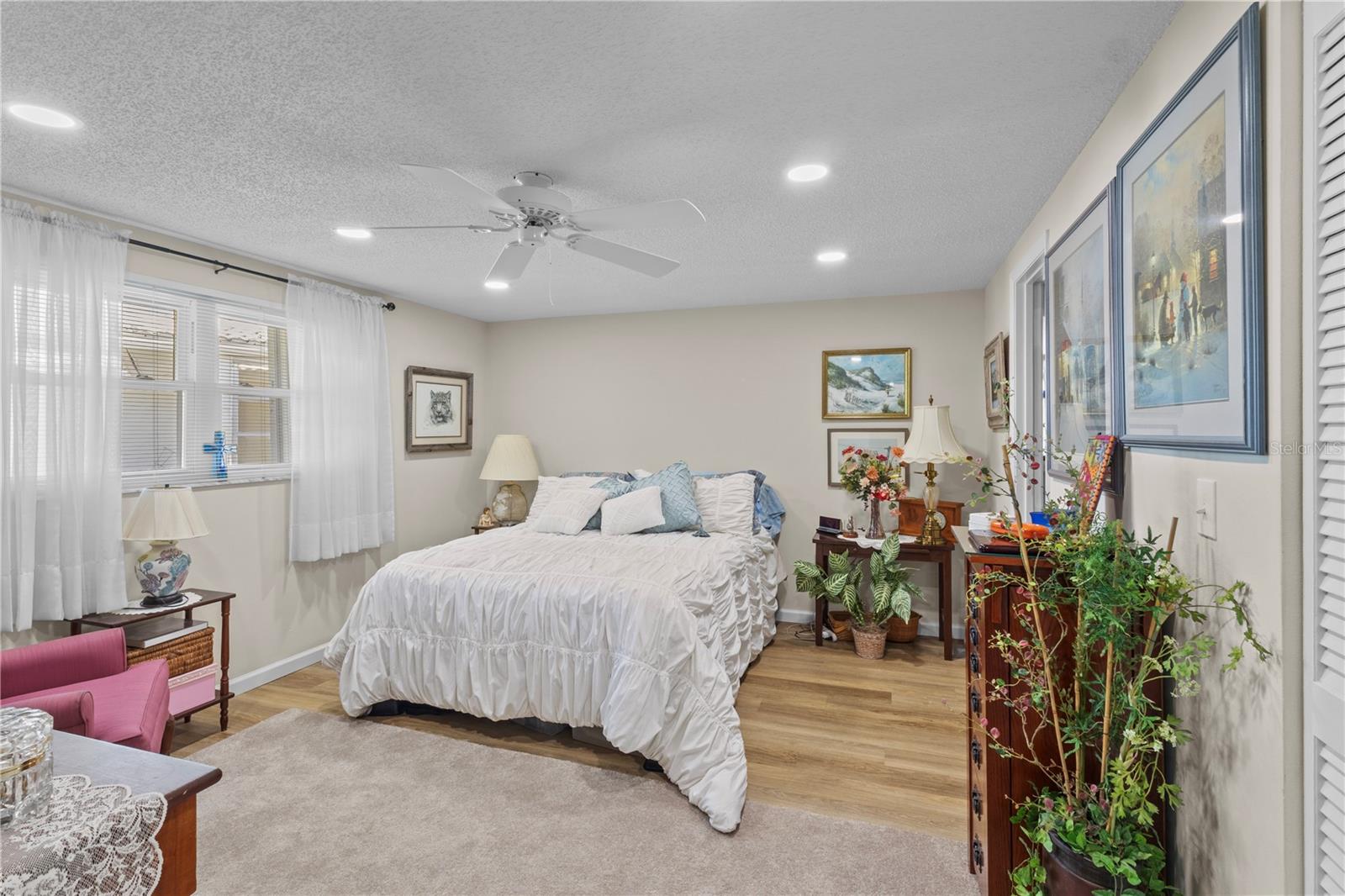 Image 14 of 34 For 626 Circlewood Drive S1-18