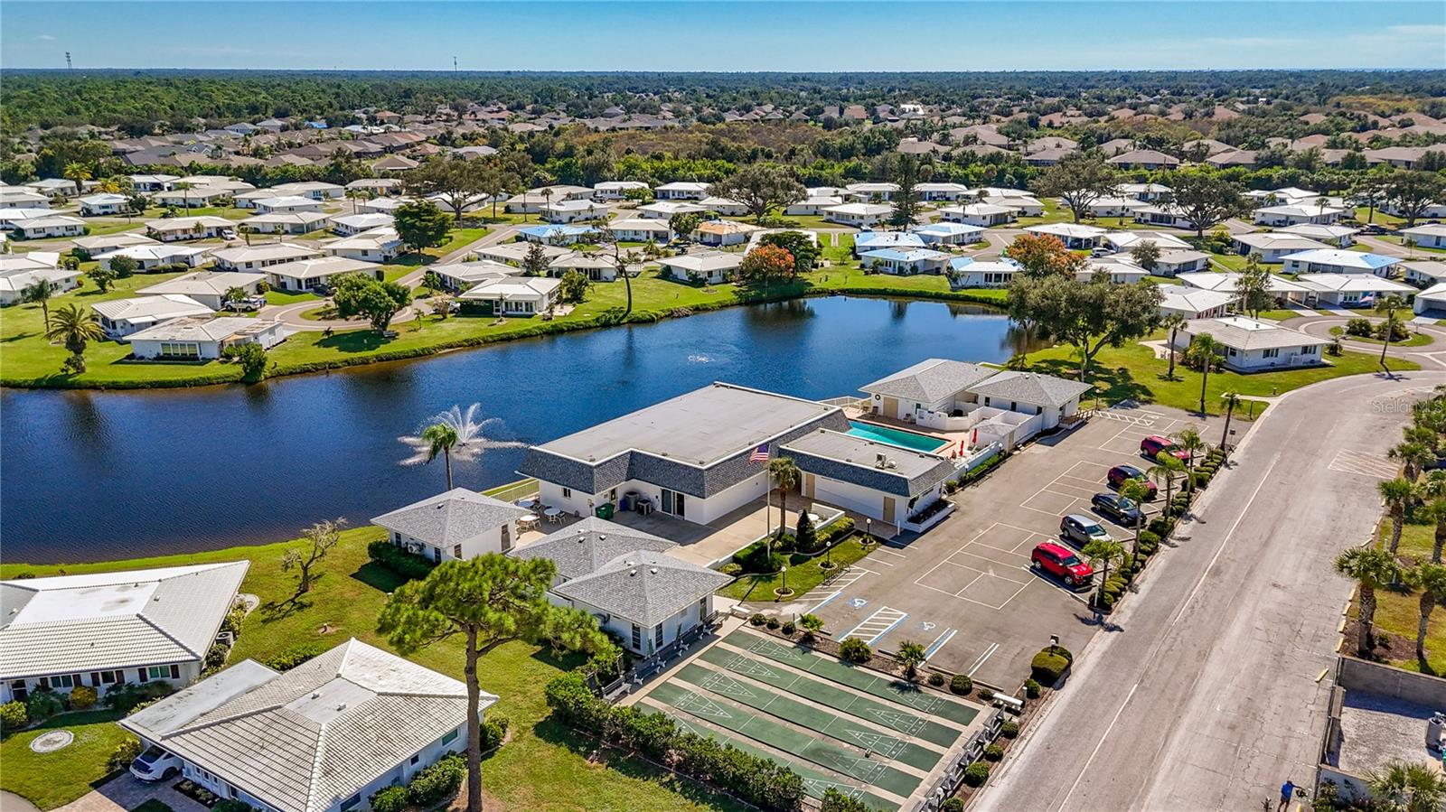 Image 30 of 34 For 626 Circlewood Drive S1-18