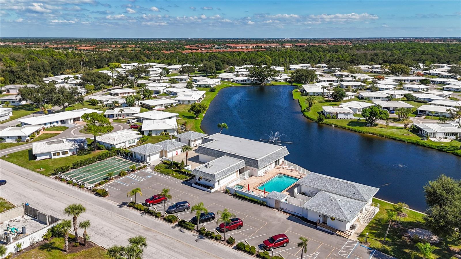 Image 31 of 34 For 626 Circlewood Drive S1-18