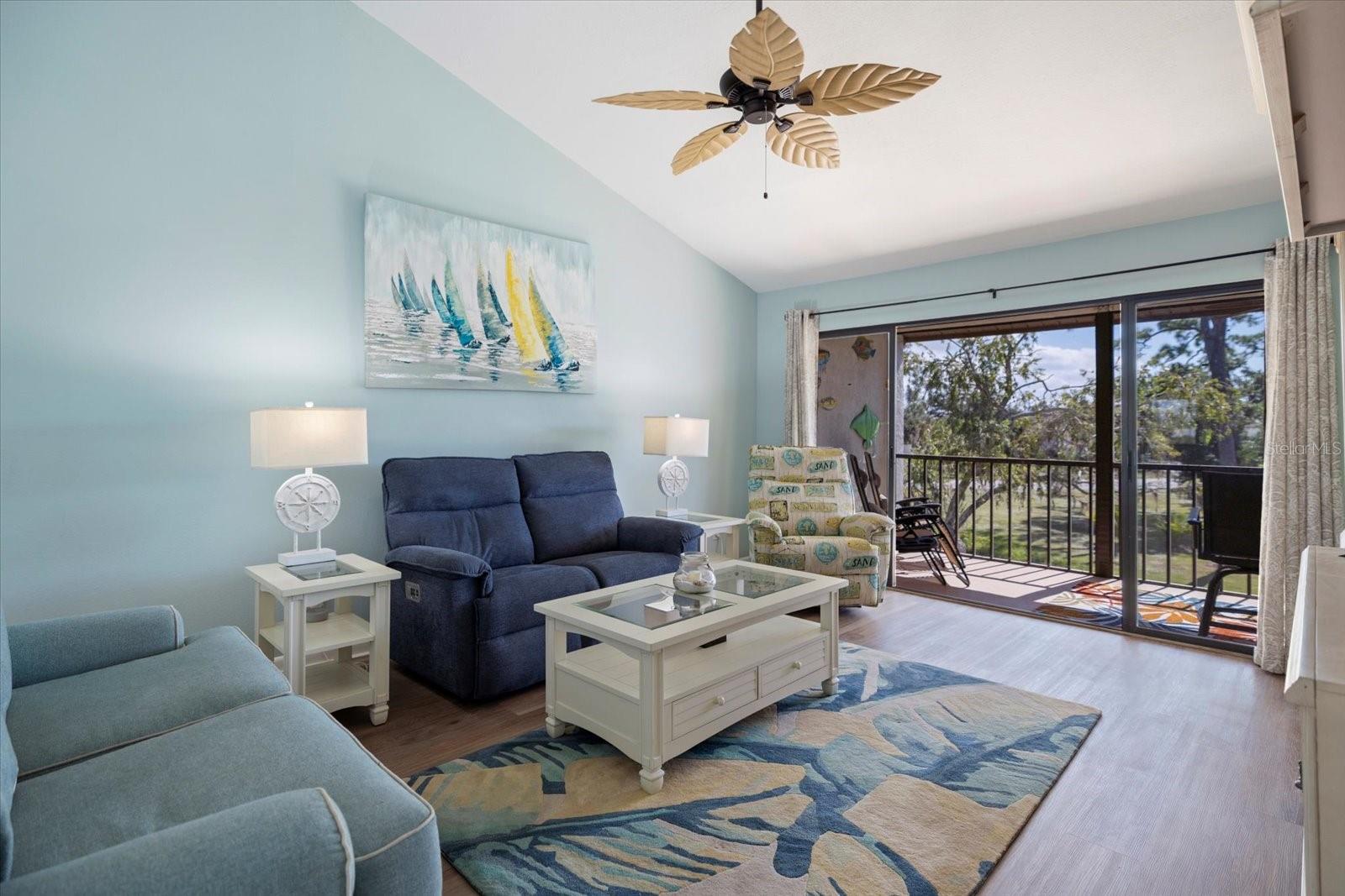 Image 4 of 26 For 1118 Bird Bay Way 178