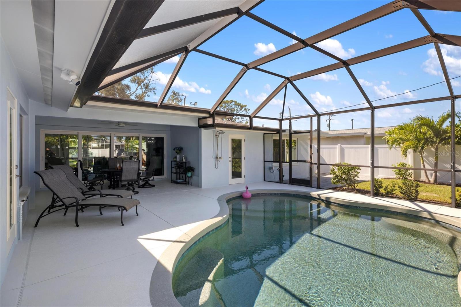 Image 29 of 49 For 520 Verdi Street