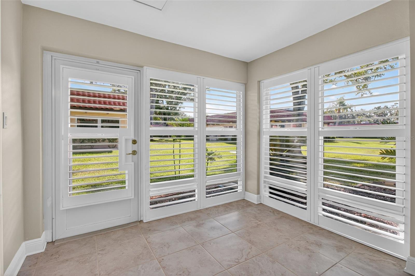 Image 12 of 36 For 1701 Pinehurst Road 22b