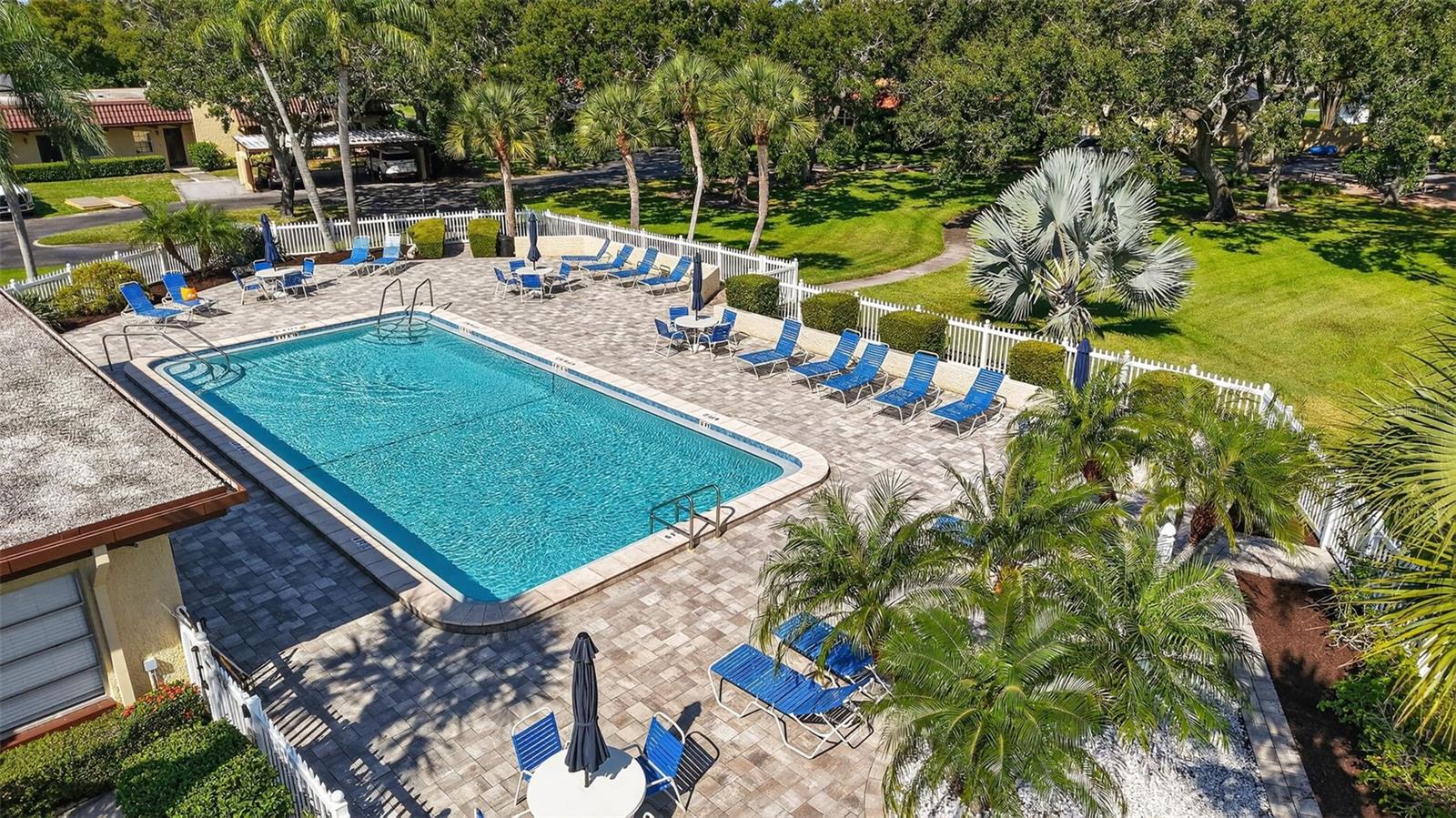 Image 26 of 36 For 1701 Pinehurst Road 22b