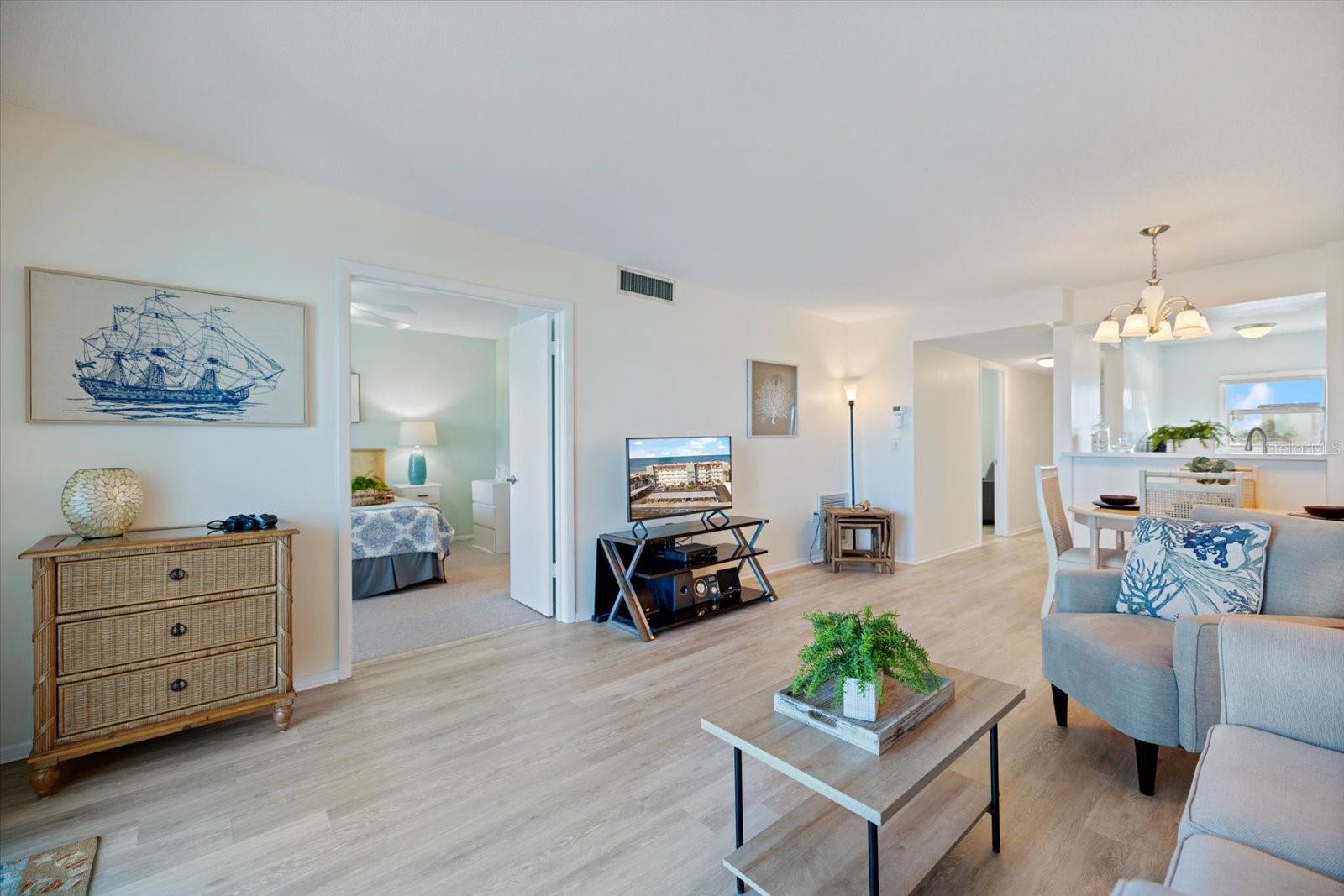 Image 16 of 29 For 950 Tarpon Center Drive 202