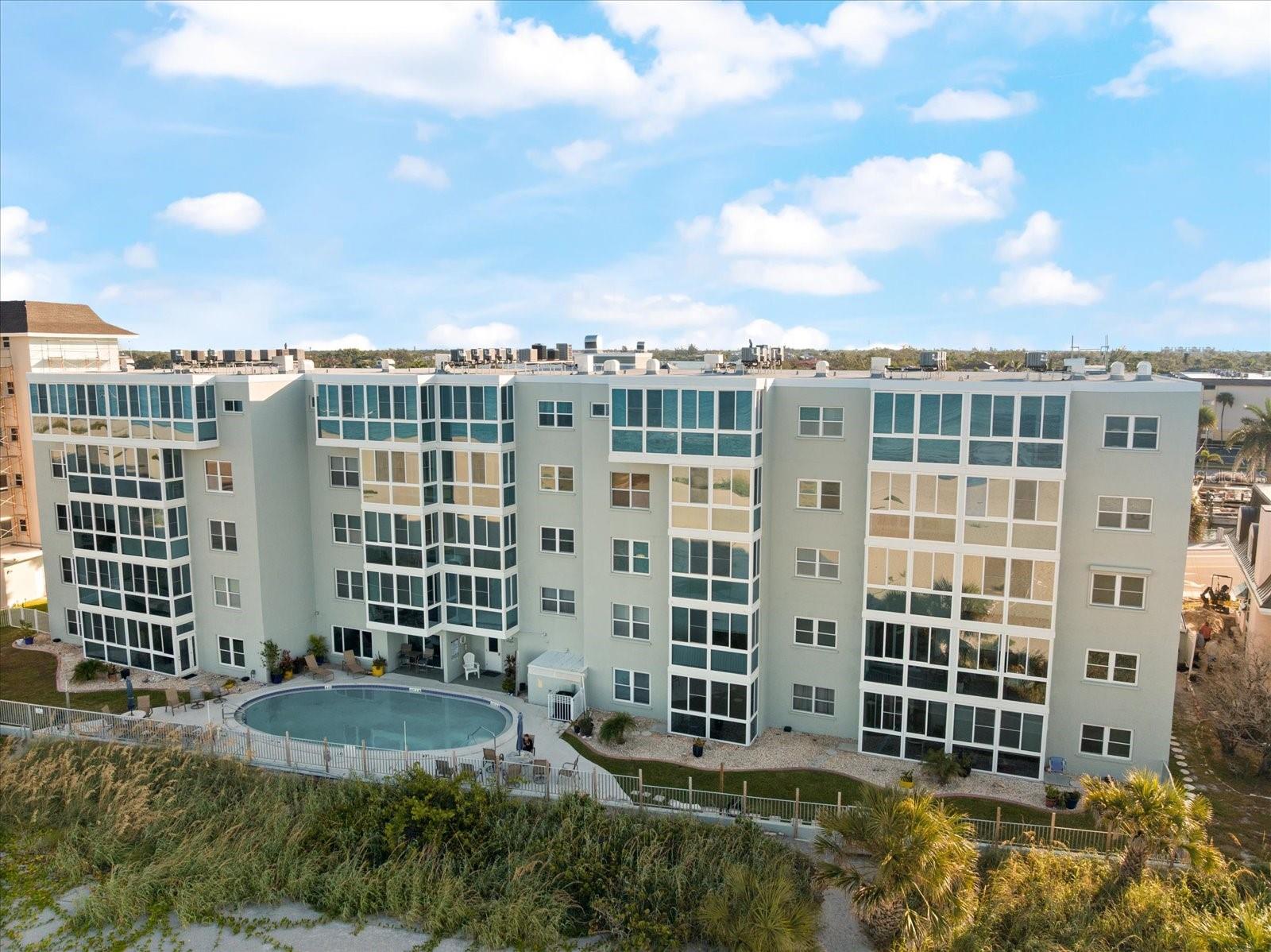 Image 2 of 29 For 950 Tarpon Center Drive 202