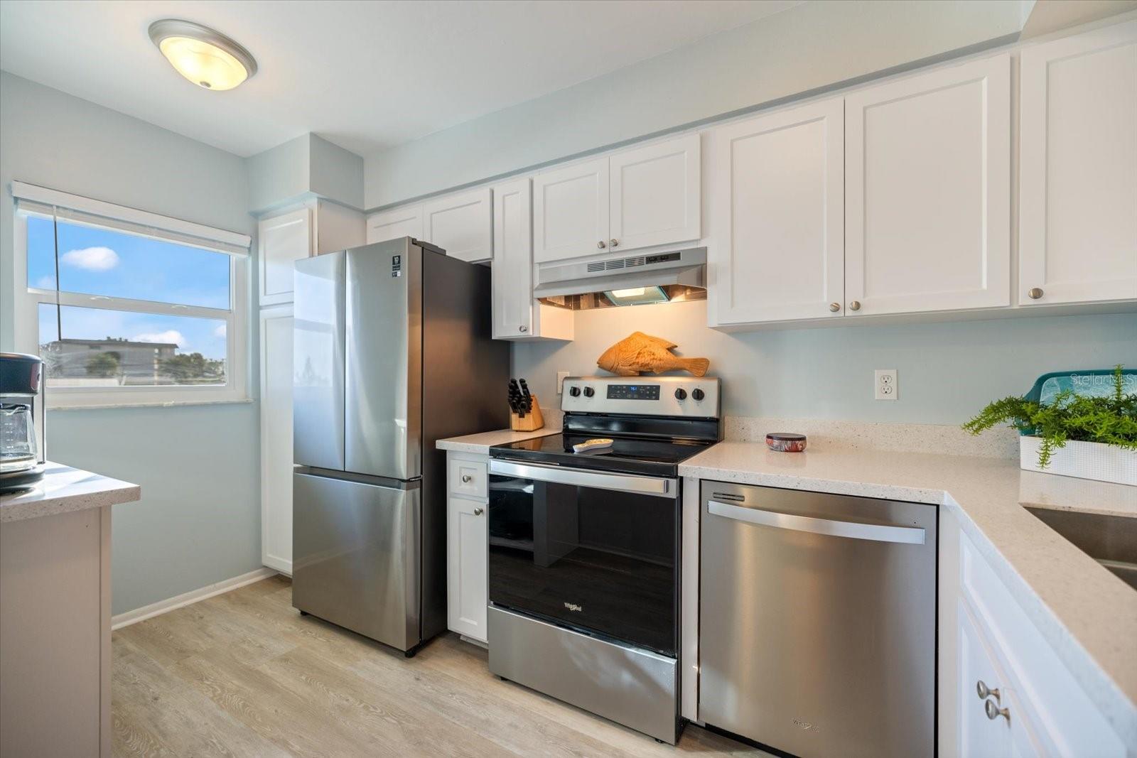 Image 8 of 29 For 950 Tarpon Center Drive 202