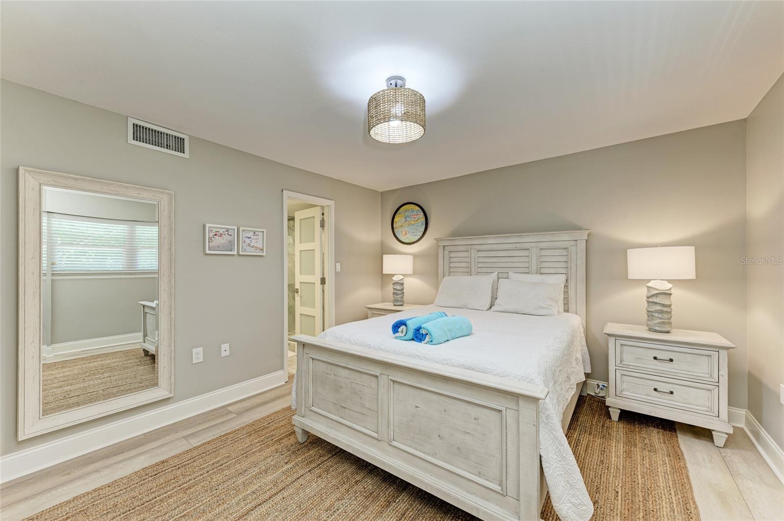 Image 26 of 52 For 5125 Gulf Of Mexico Drive 7